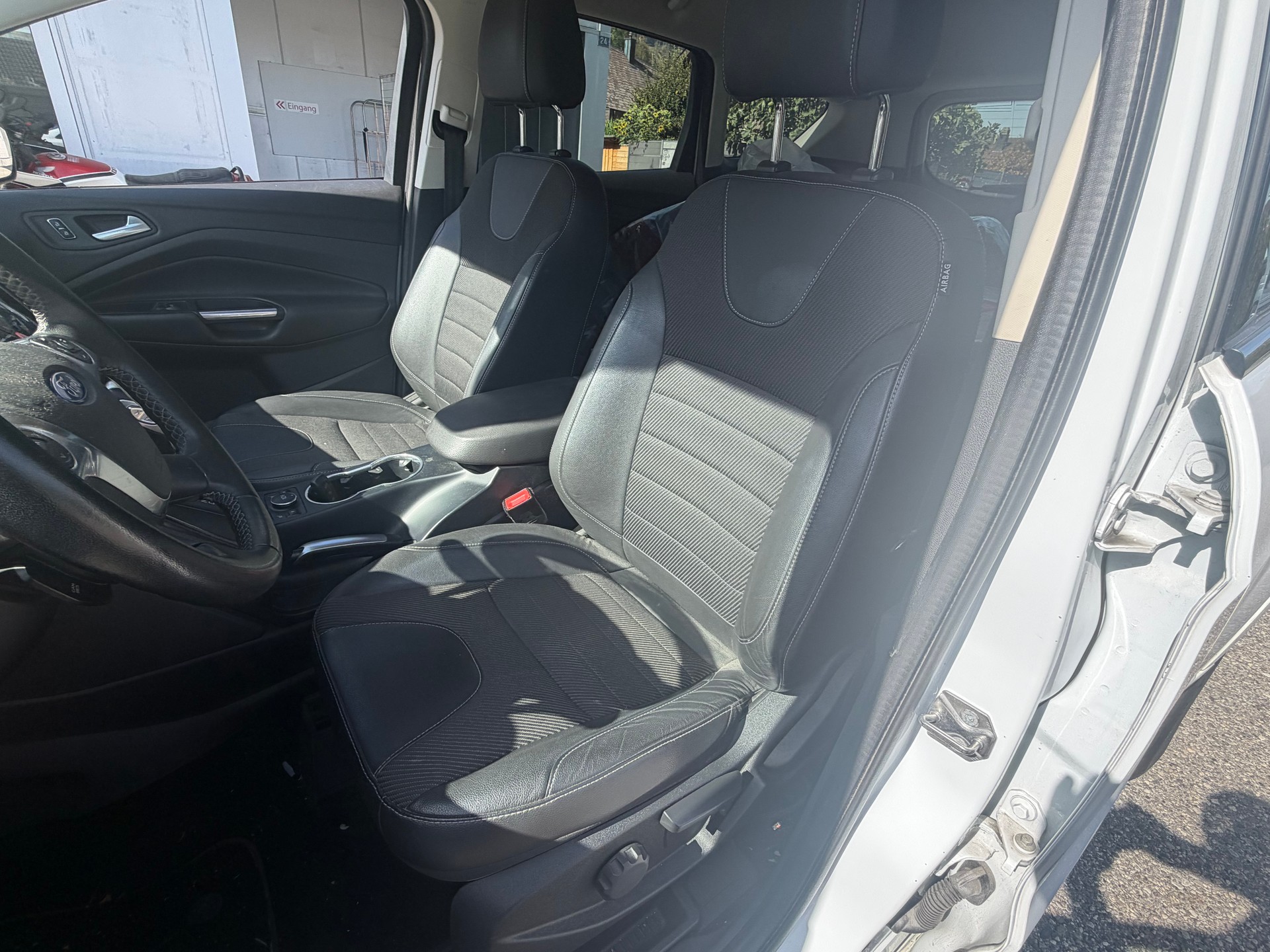 FORD Kuga 2.0 TDCi Titanium S 4WD-image-9