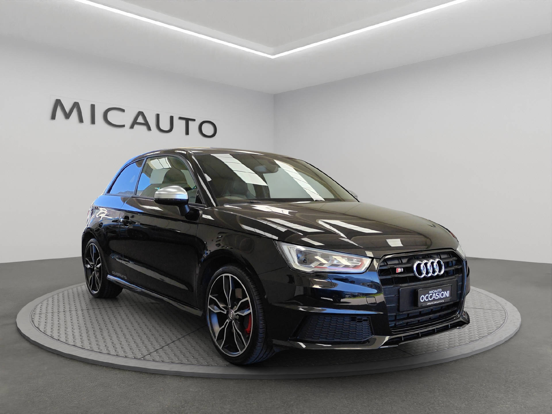AUDI S1 2.0 TFSI quattro-image-0