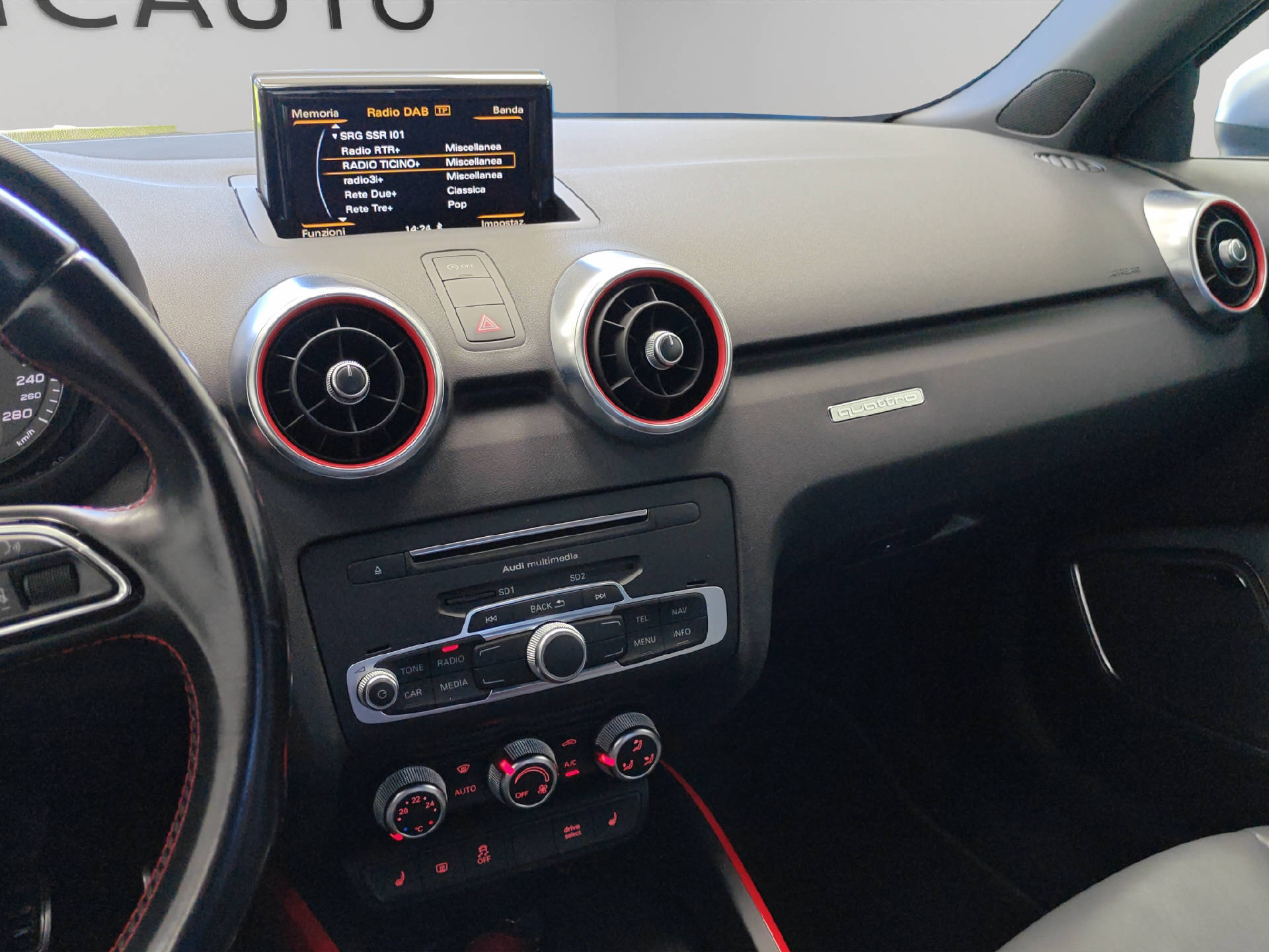 AUDI S1 2.0 TFSI quattro-image-9