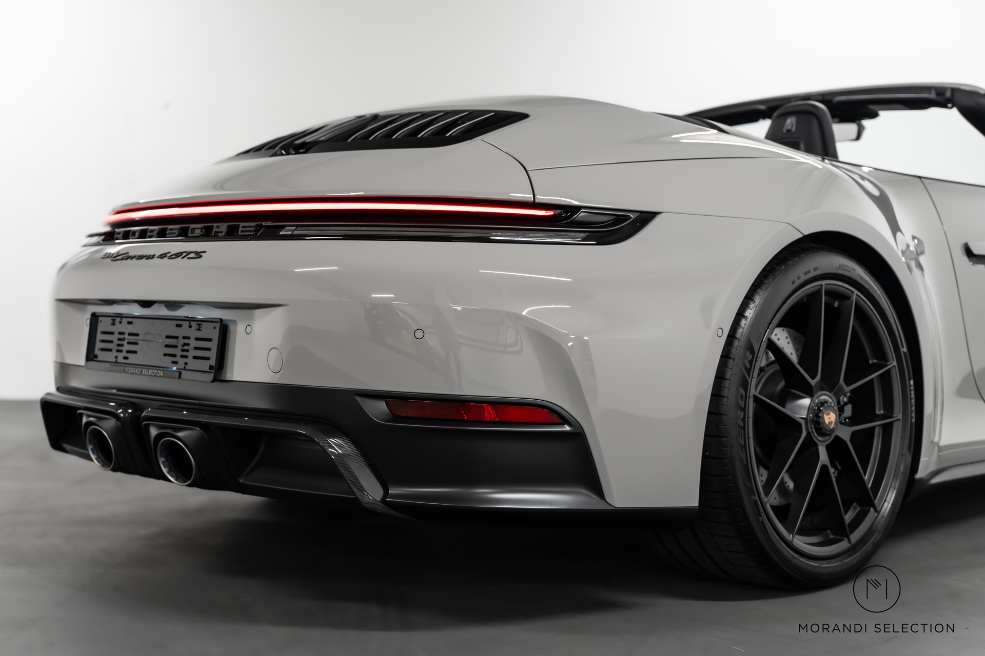 PORSCHE 911 Cabriolet 3.6 Carrera 4 GTS PDK-image-5