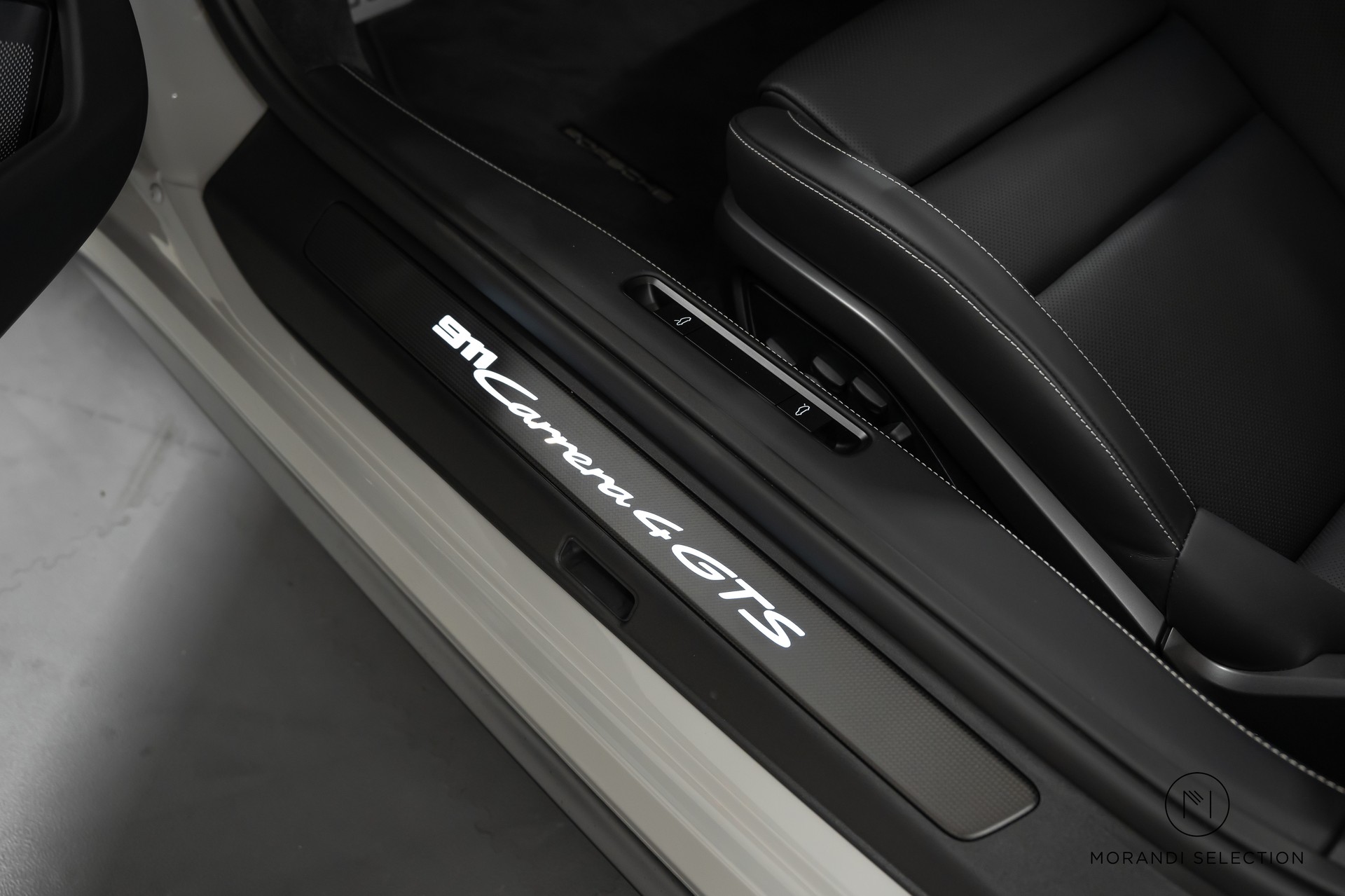 PORSCHE 911 Cabriolet 3.6 Carrera 4 GTS PDK-image-20