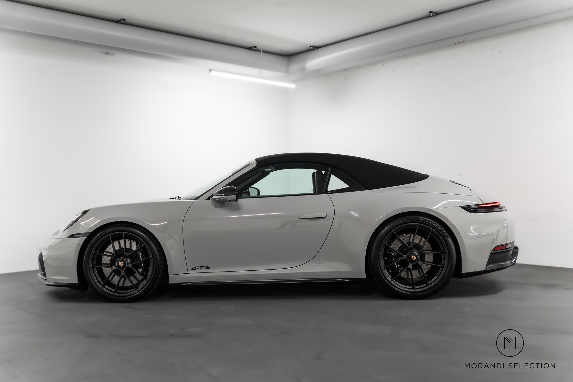 PORSCHE 911 Cabriolet 3.6 Carrera 4 GTS PDK-image-1