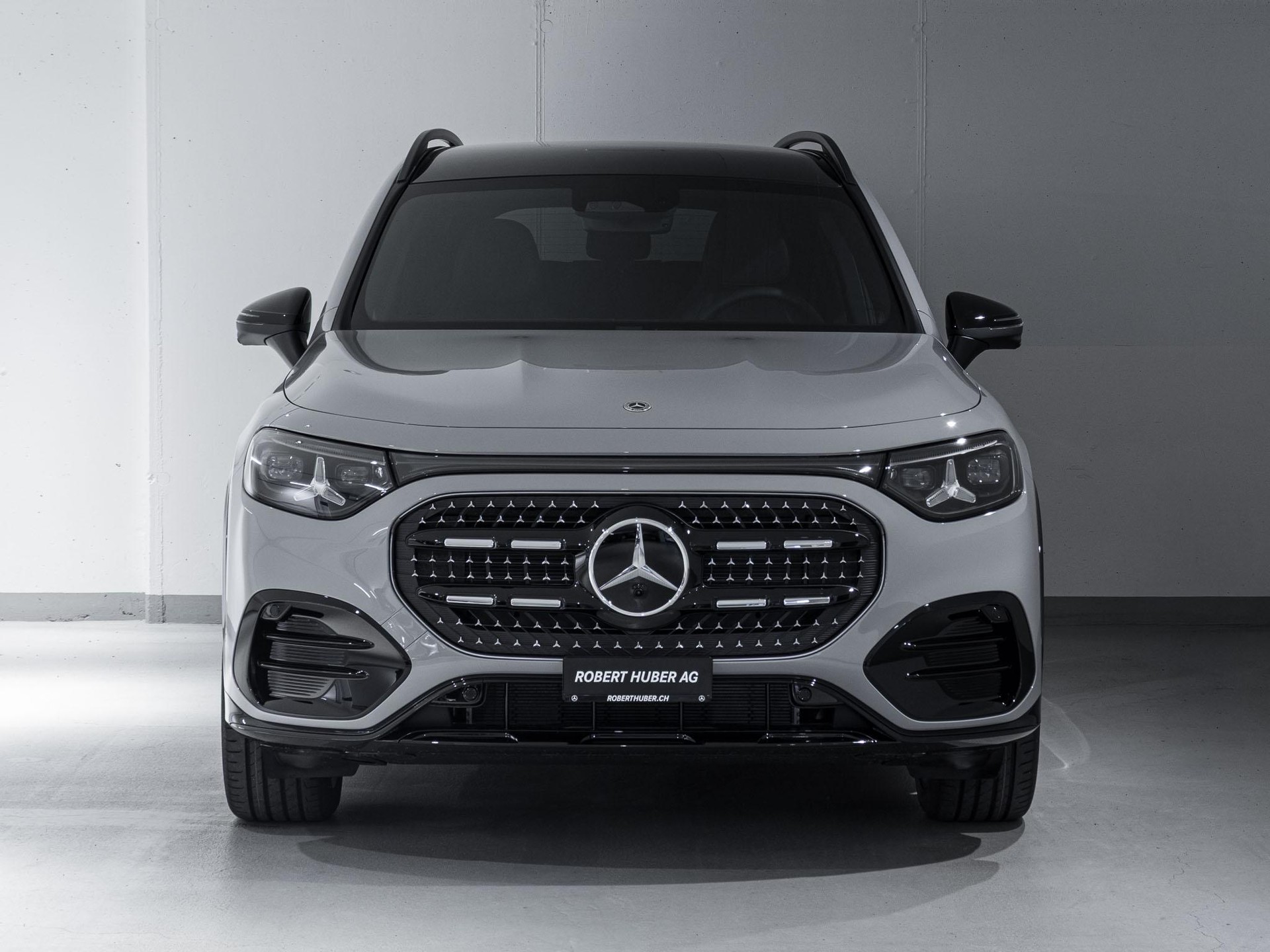 MERCEDES-BENZ GLB 220 4MATIC-image-2