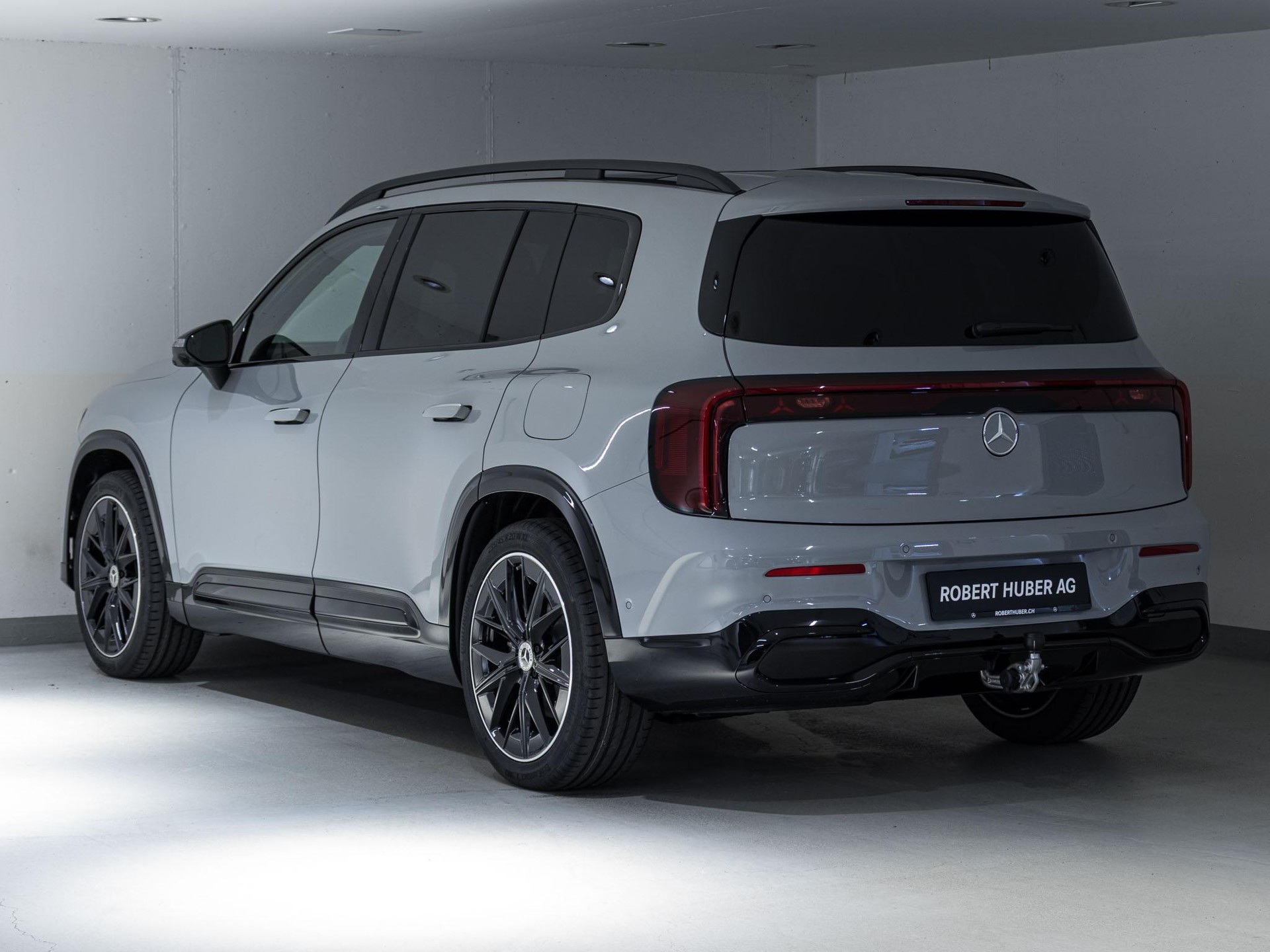MERCEDES-BENZ GLB 220 4MATIC-image-3