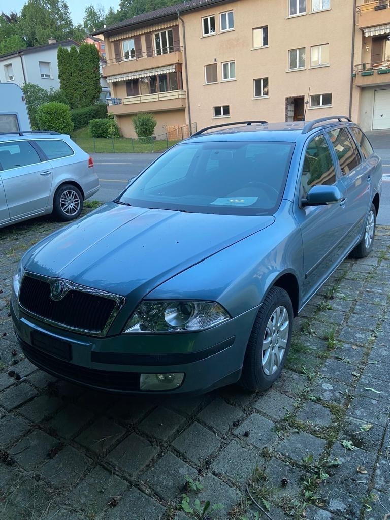 SKODA Octavia 1.9 TDI Adventure 4x4-image-5