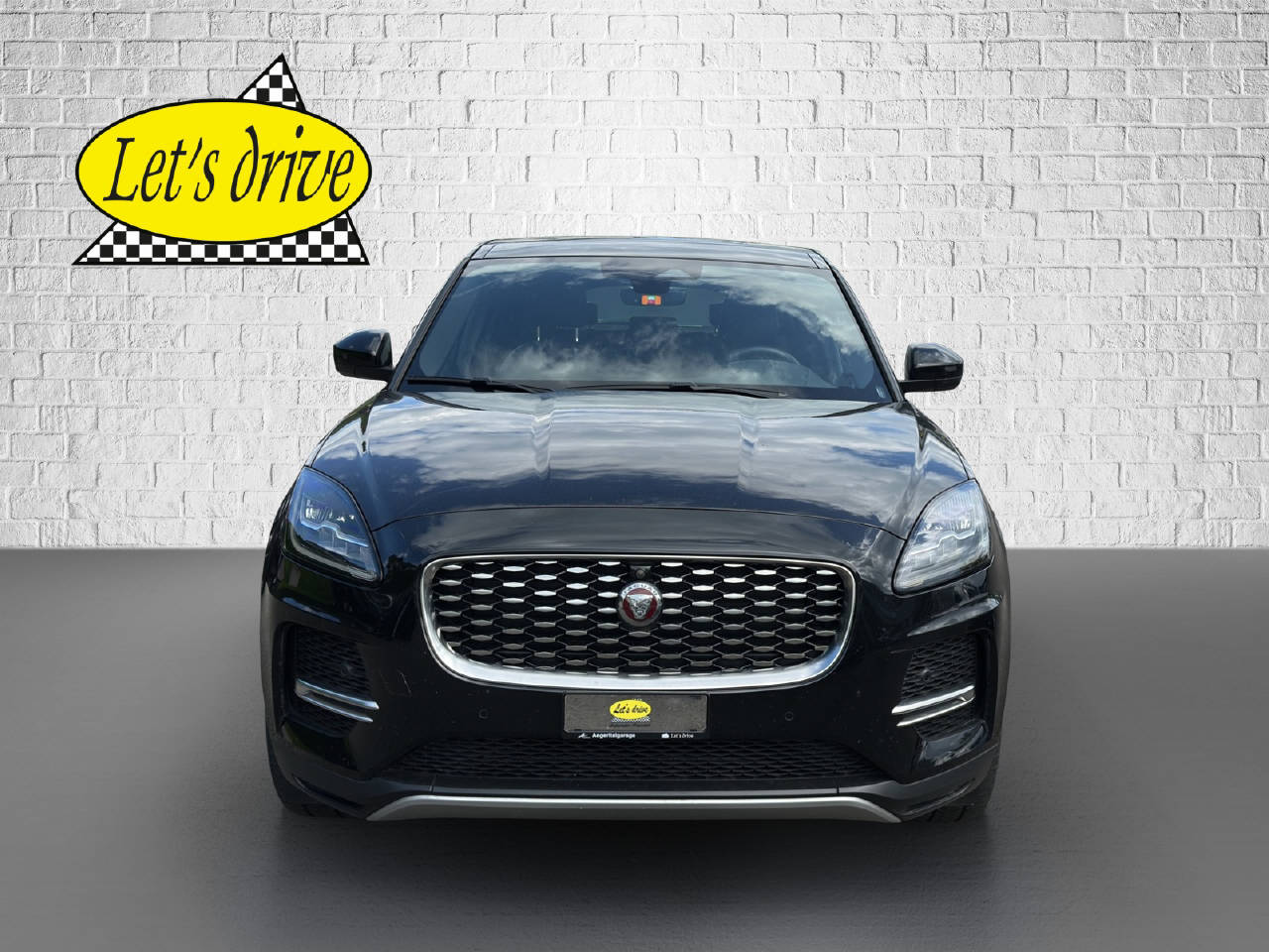JAGUAR E-Pace 2.0 D 150 AWD-showroom-element-1