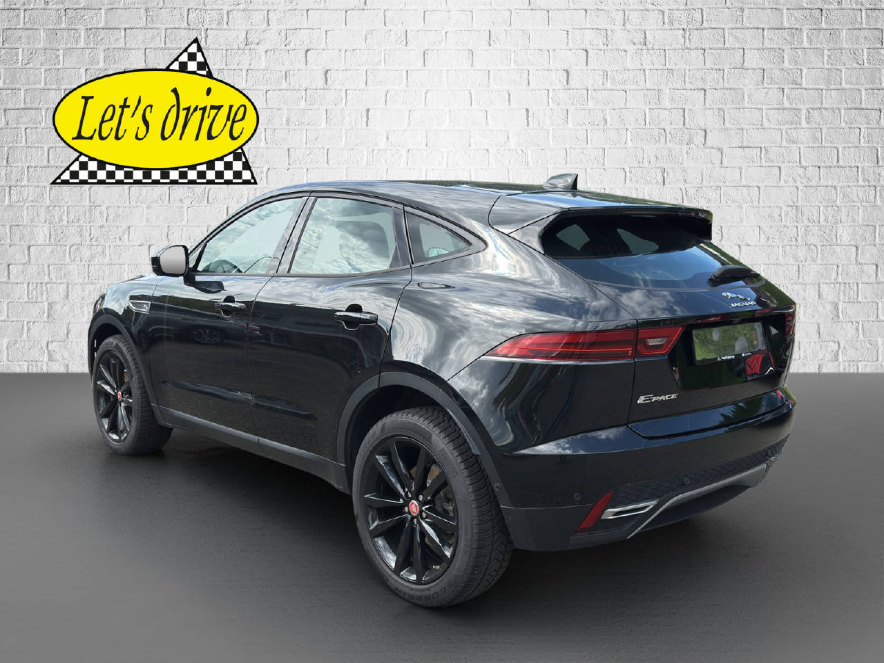 JAGUAR E-Pace 2.0 D 150 AWD-showroom-element-3