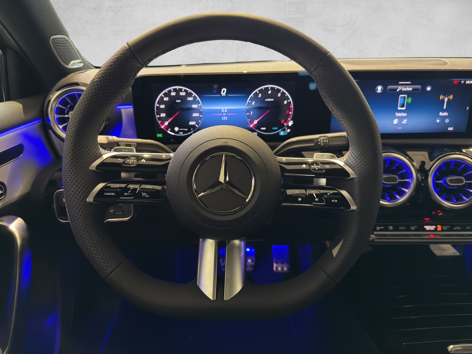 MERCEDES-BENZ A 250 4M AMG W177 "Special Edition"-image-4