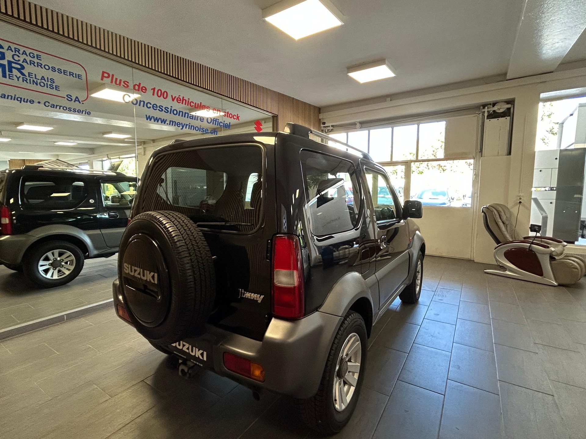 SUZUKI Jimny Wagon 1.3 4WD GL Top Indigo Automatique 4 Places/4Platz-image-6