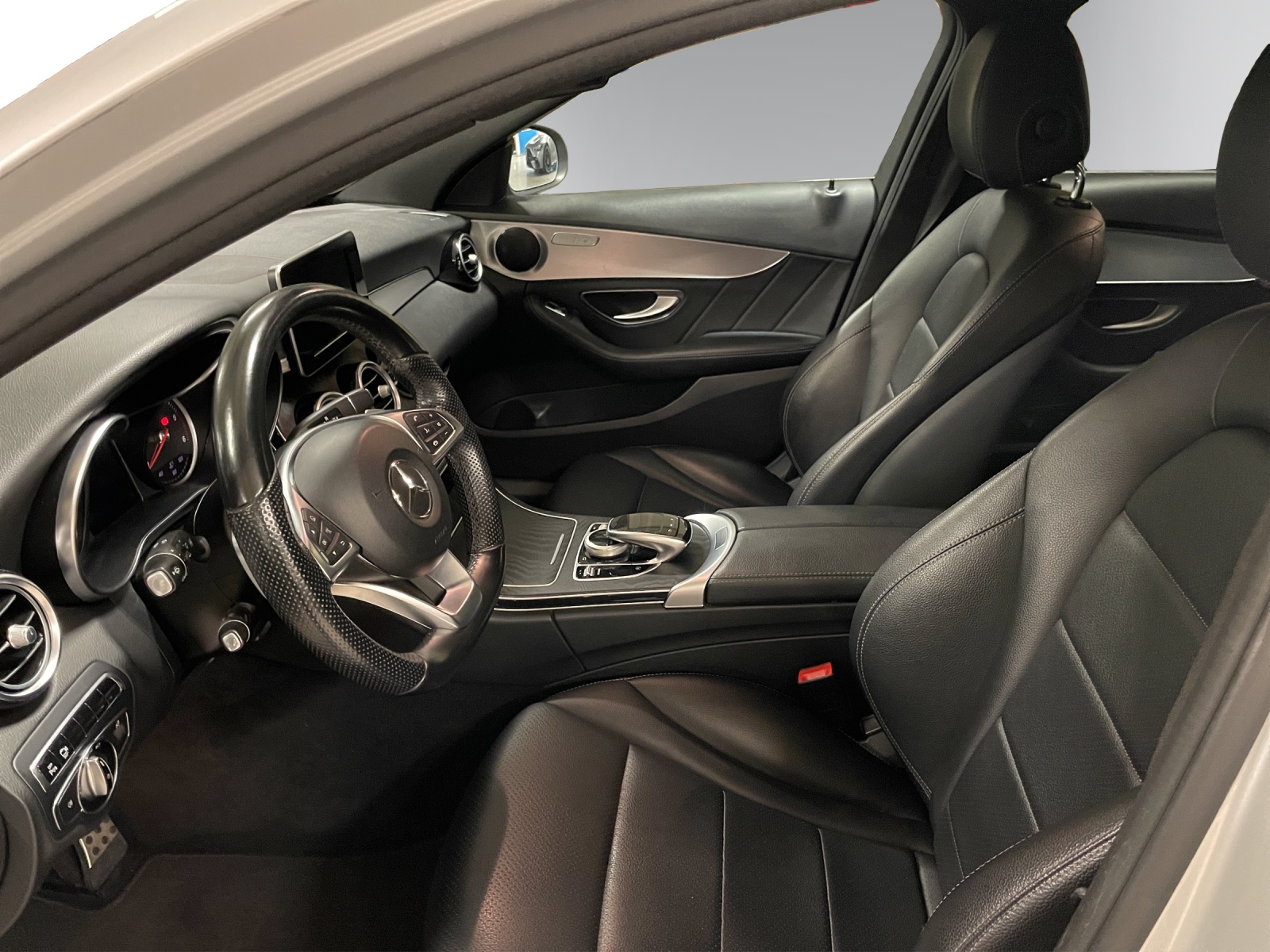 Image MERCEDES-BENZ C-250 C 250 BlueTEC AMG Line 4Matic 9G-Tronic