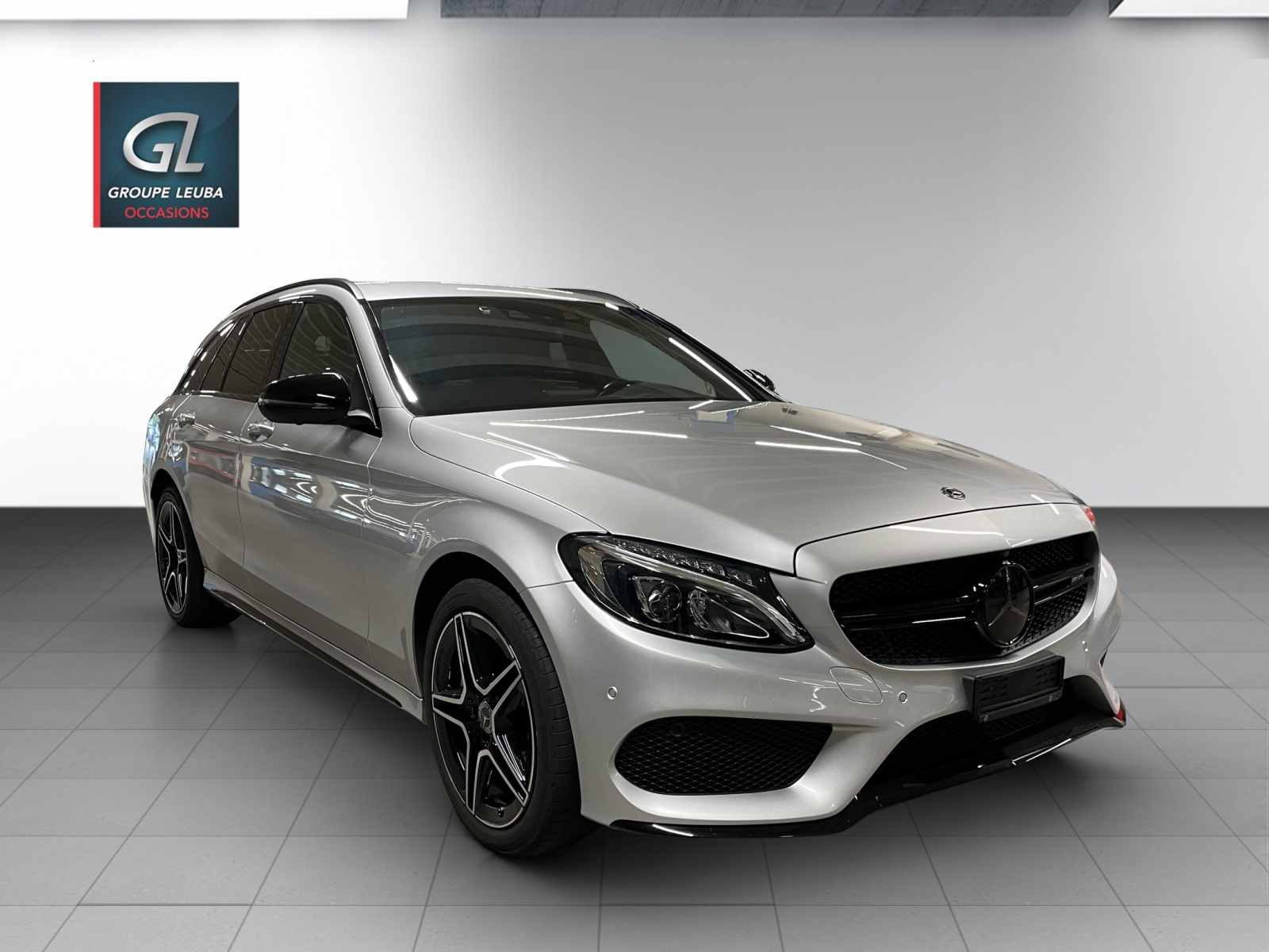 MERCEDES-BENZ C 250 BlueTEC AMG Line 4Matic 9G-Tronic-image-0