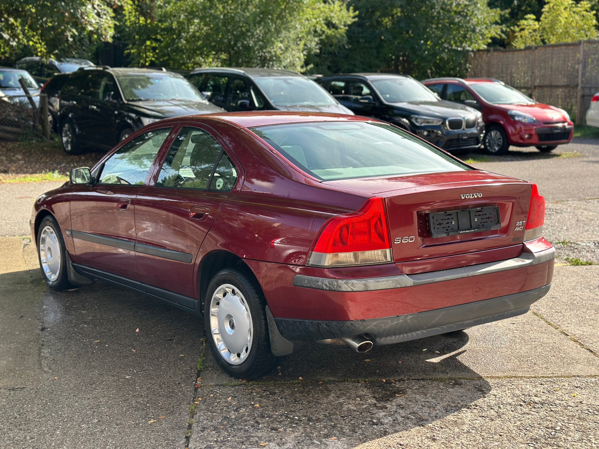 VOLVO S60 2.5T AWD-image-3