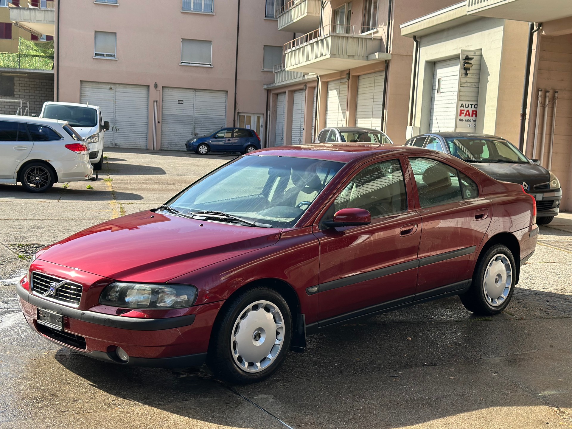 VOLVO S60 2.5T AWD-image-4