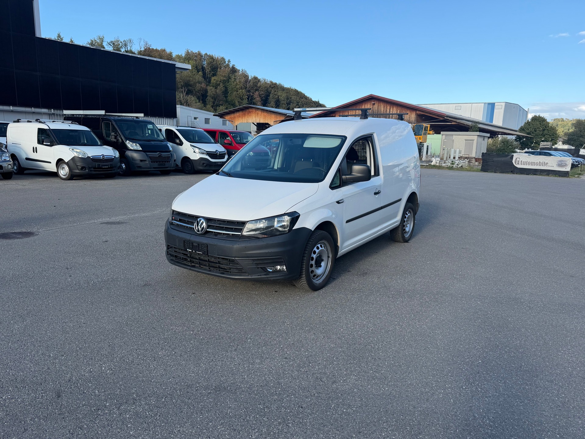 VW Caddy 2.0 TDI 4Motion-image-1