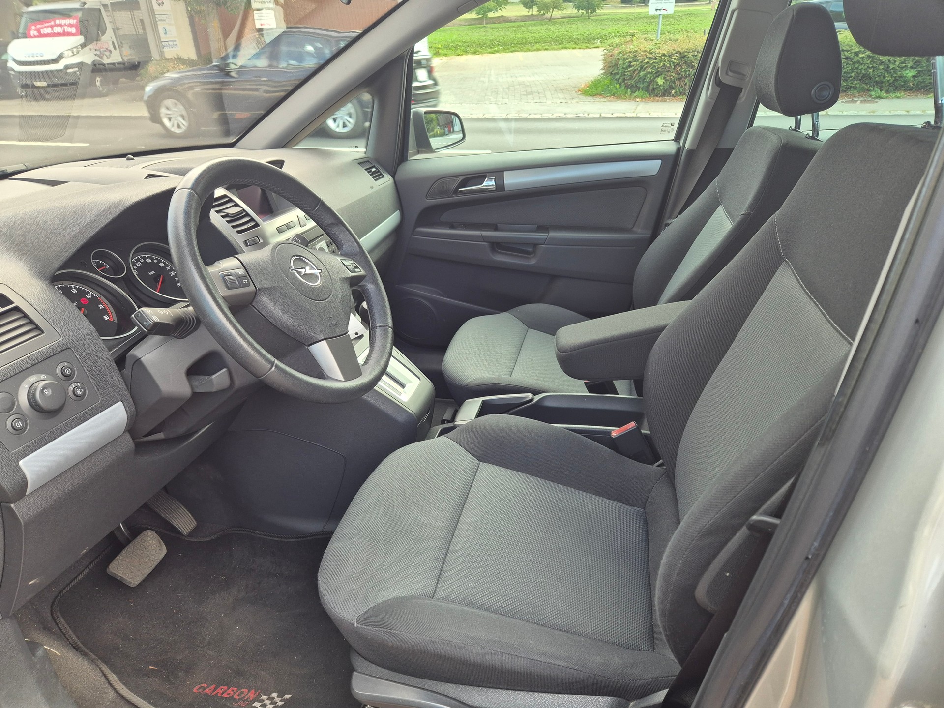 OPEL Zafira 2.2i 16V Enjoy-image-4