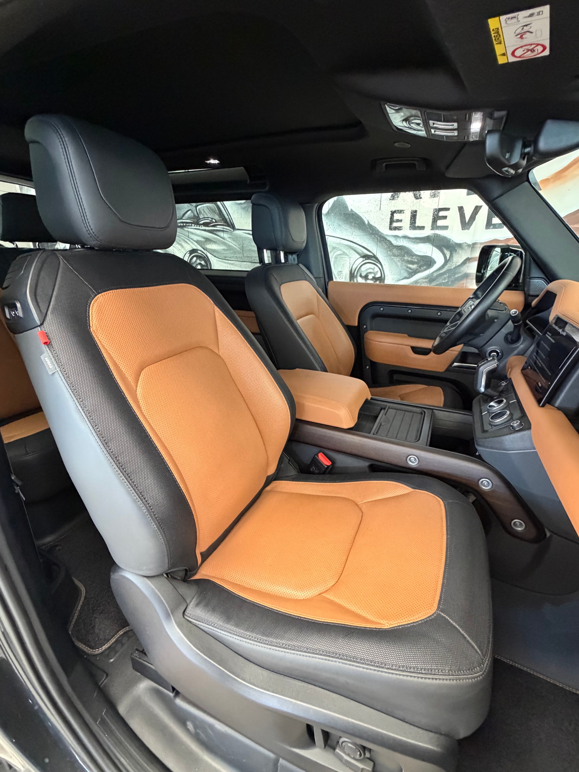 LAND ROVER Defender 90 P400 I6 HSE 3.0 AT8 XDynamic-image-16