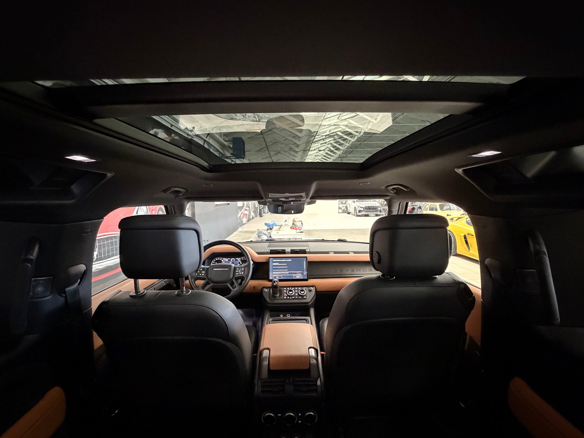 LAND ROVER Defender 90 P400 I6 HSE 3.0 AT8 XDynamic-image-26