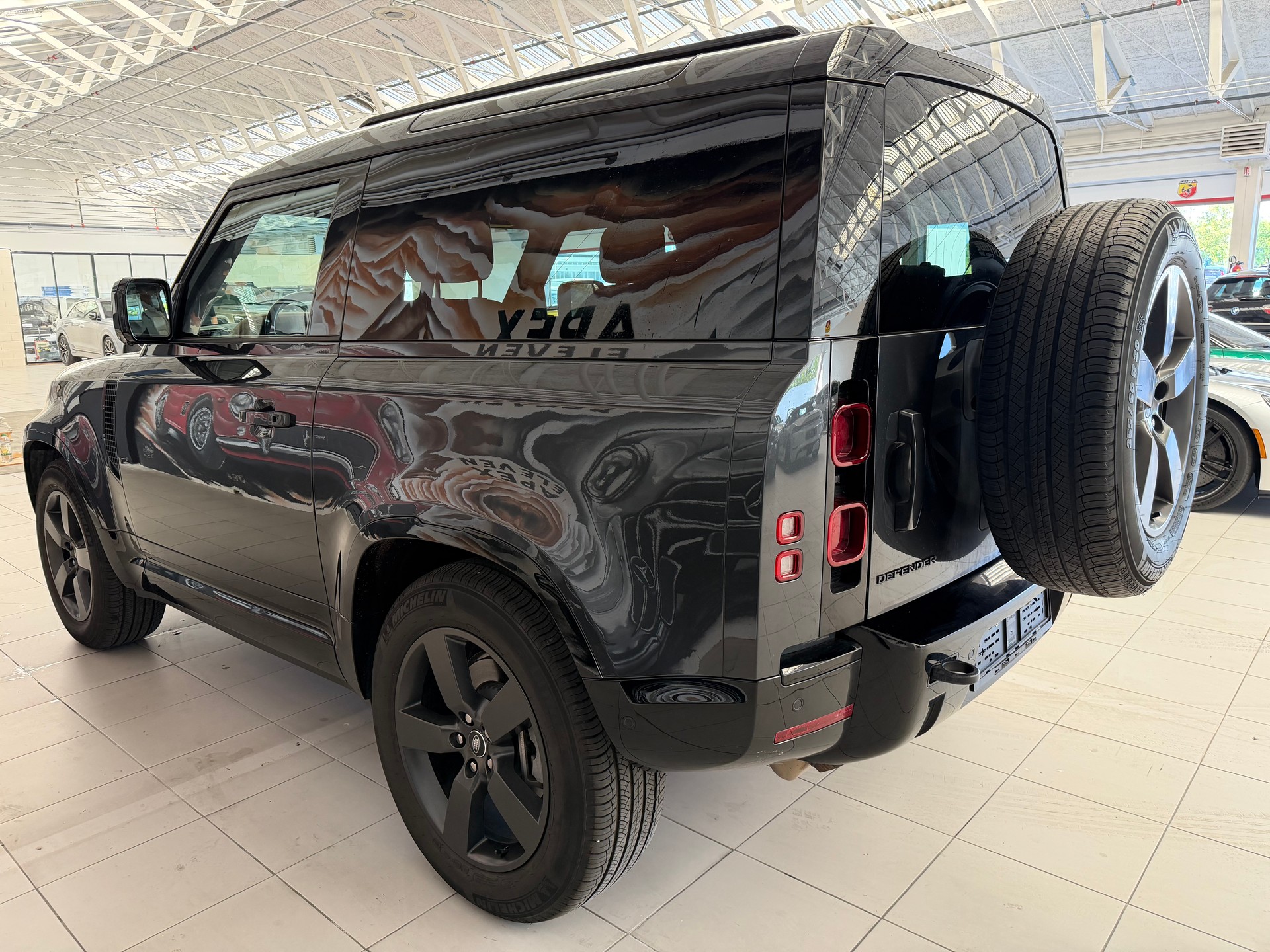 LAND ROVER Defender 90 P400 I6 HSE 3.0 AT8 XDynamic-image-7
