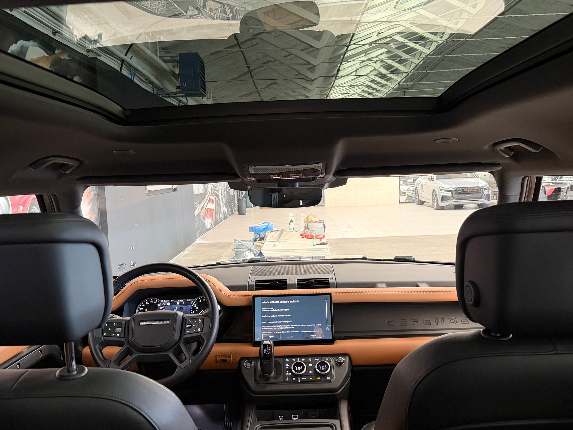 LAND ROVER Defender 90 P400 I6 HSE 3.0 AT8 XDynamic-image-25