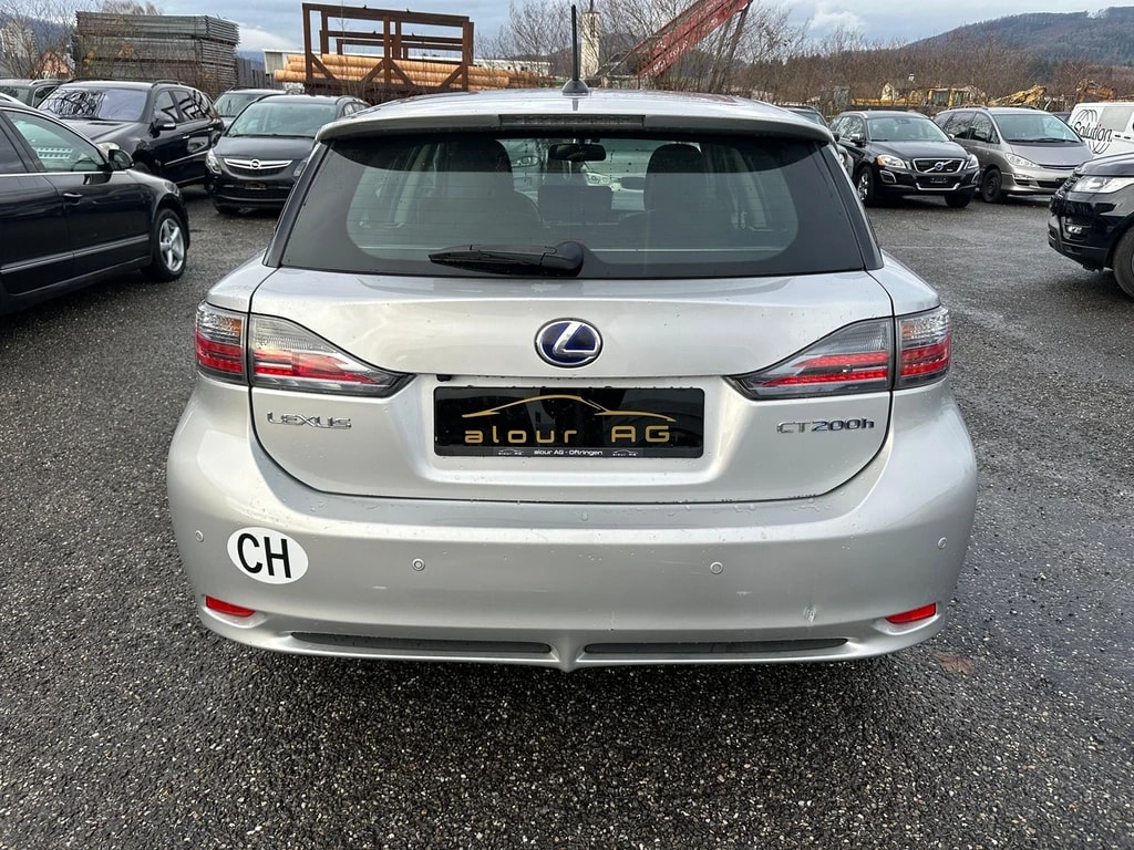 LEXUS CT 200h 1.8 comfort CVT-image-2