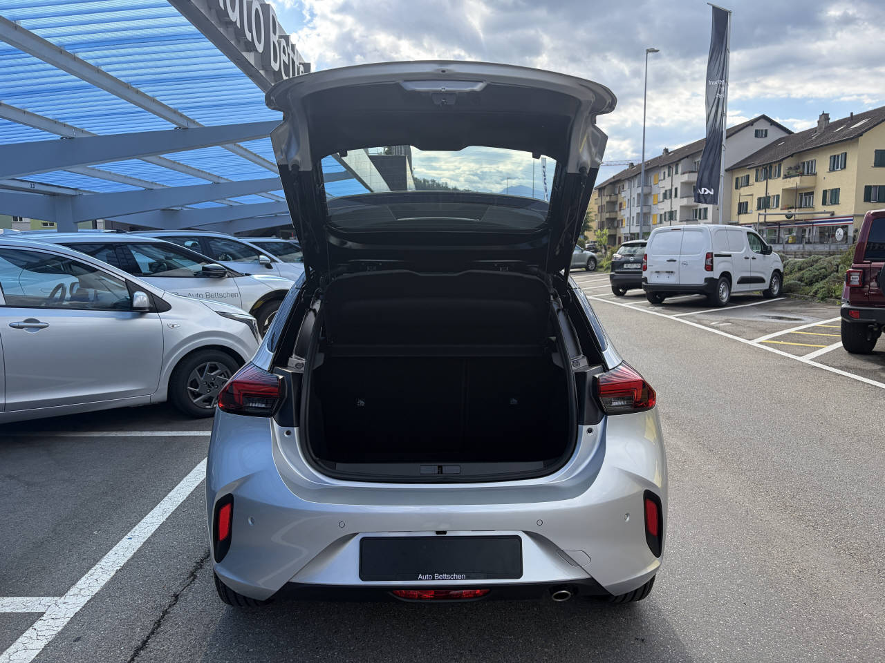 OPEL Corsa 1.2 T Hybrid Viva-image-5