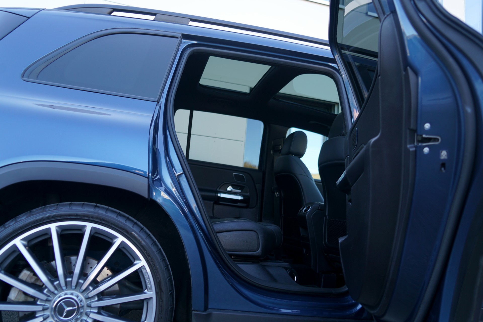 MERCEDES-BENZ GLB 35 AMG 4Matic 8G-Tronic (CH)-image-14