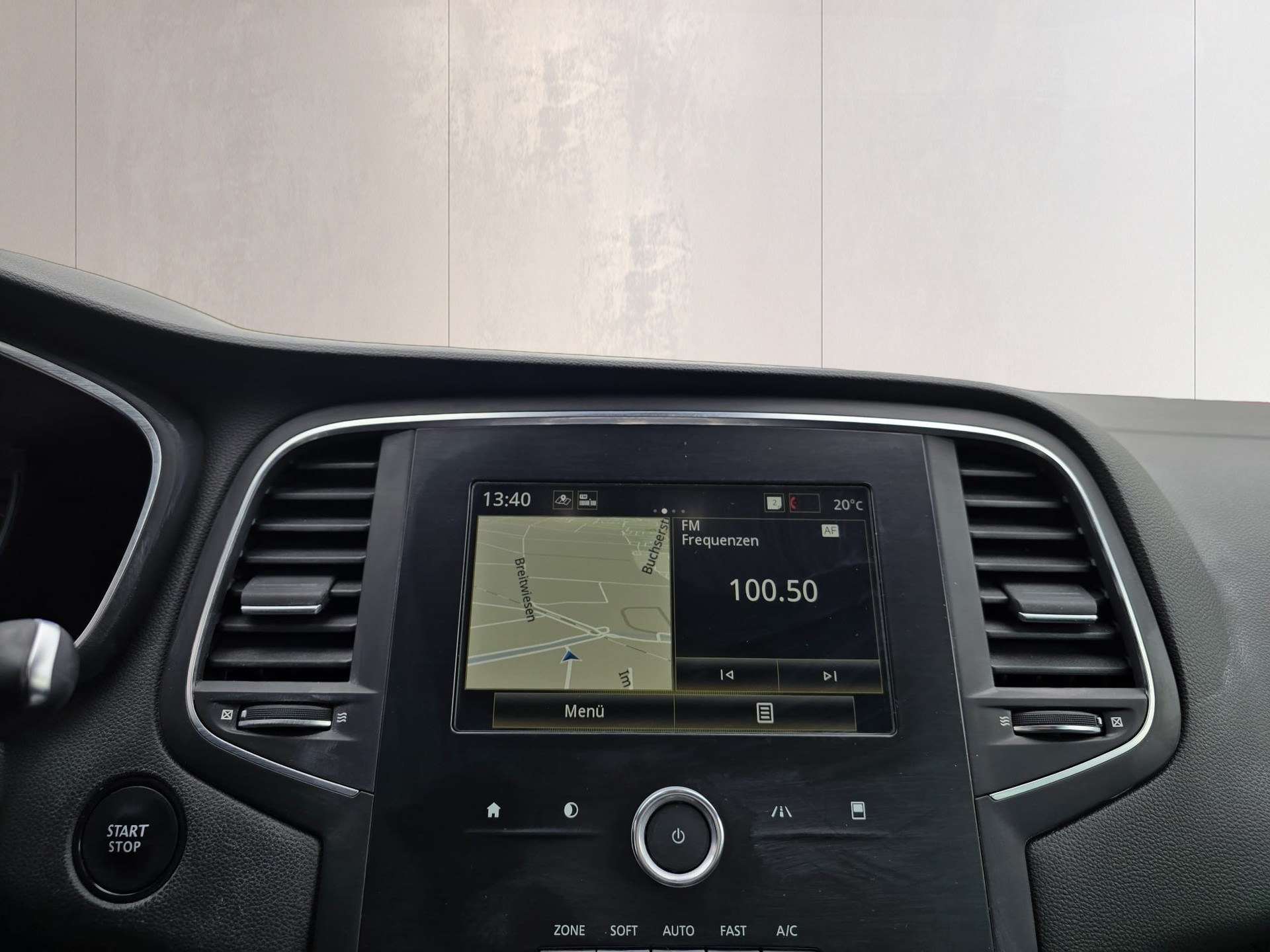RENAULT Mégane Grandtour 1.3 16V Turbo Business EDC-image-11