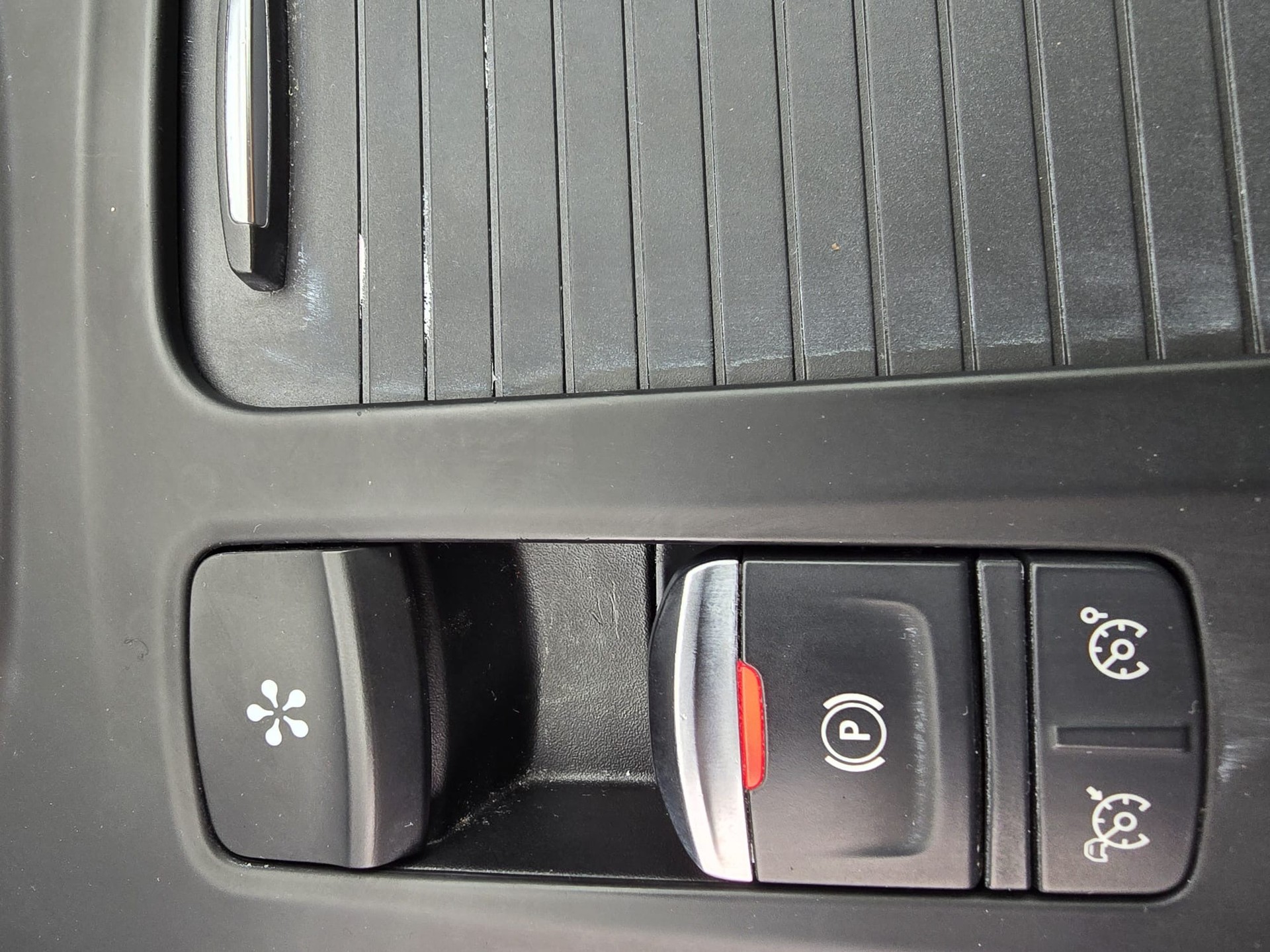 RENAULT Mégane Grandtour 1.3 16V Turbo Business EDC-image-14