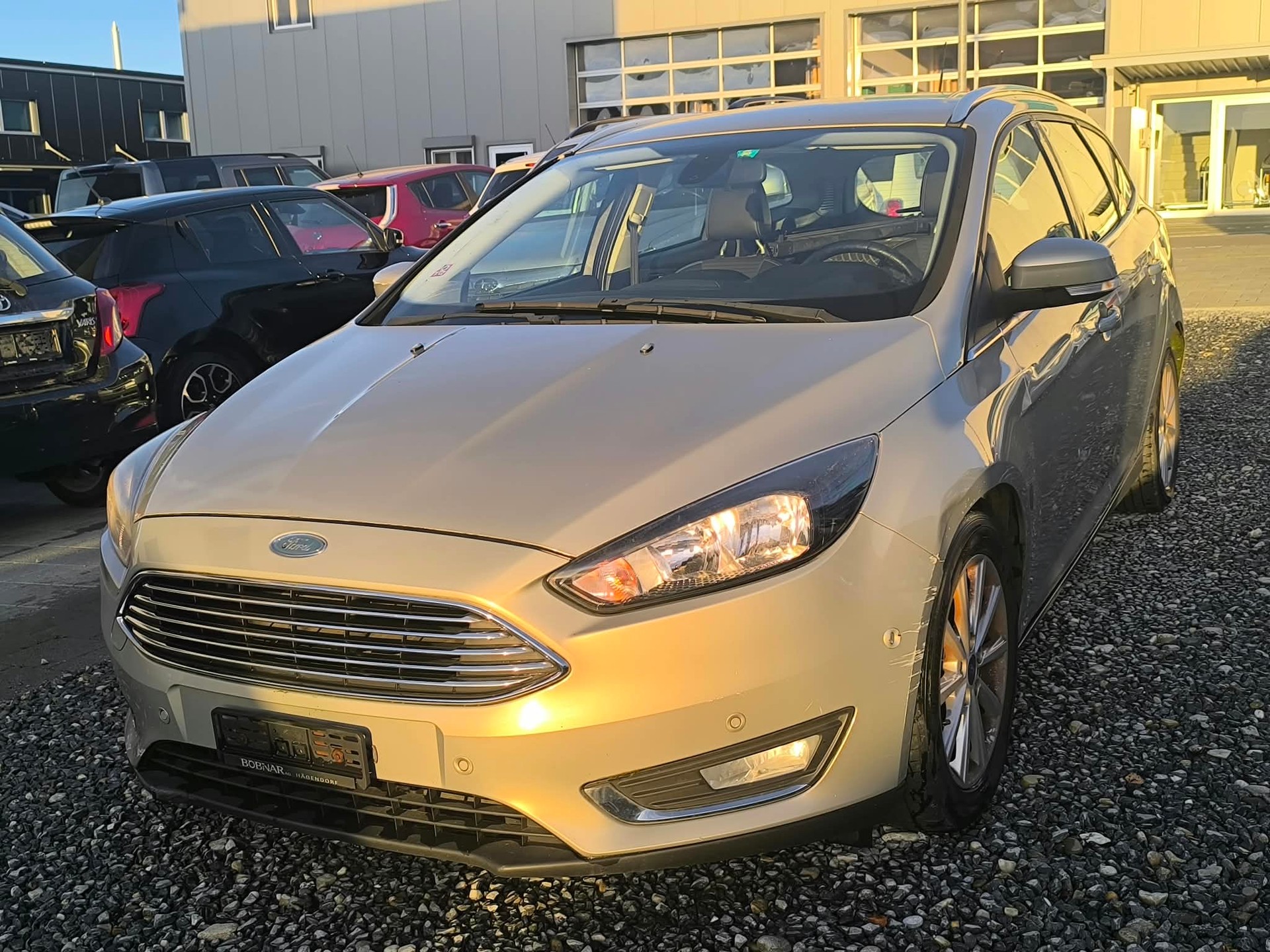 FORD Focus 1.0 SCTi Business-image-4