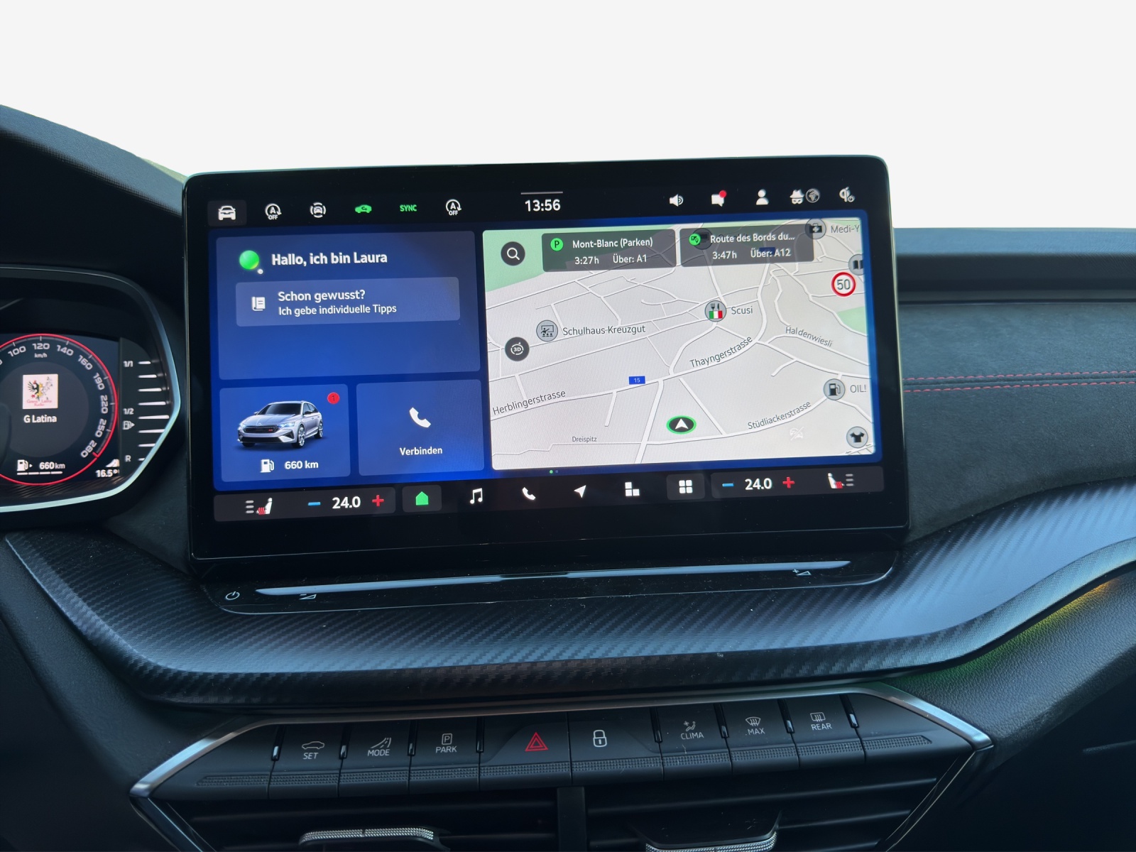 SKODA Octavia Combi 2.0 TSI DSG RS-image-10