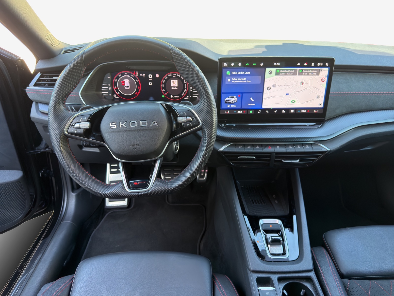 SKODA Octavia Combi 2.0 TSI DSG RS-image-8