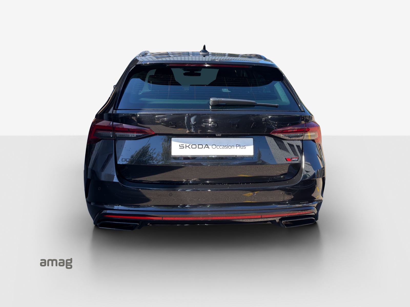 SKODA Octavia Combi 2.0 TSI DSG RS-image-3