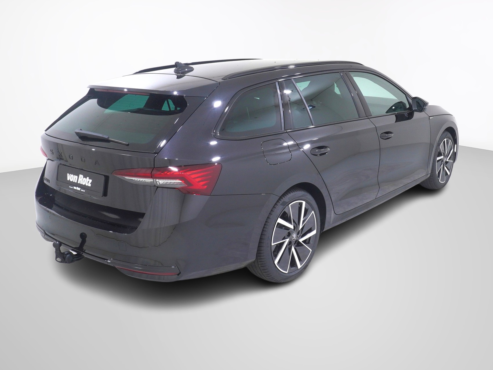 SKODA Octavia 1.5 TSI mHEV SportLine DSG-image-4