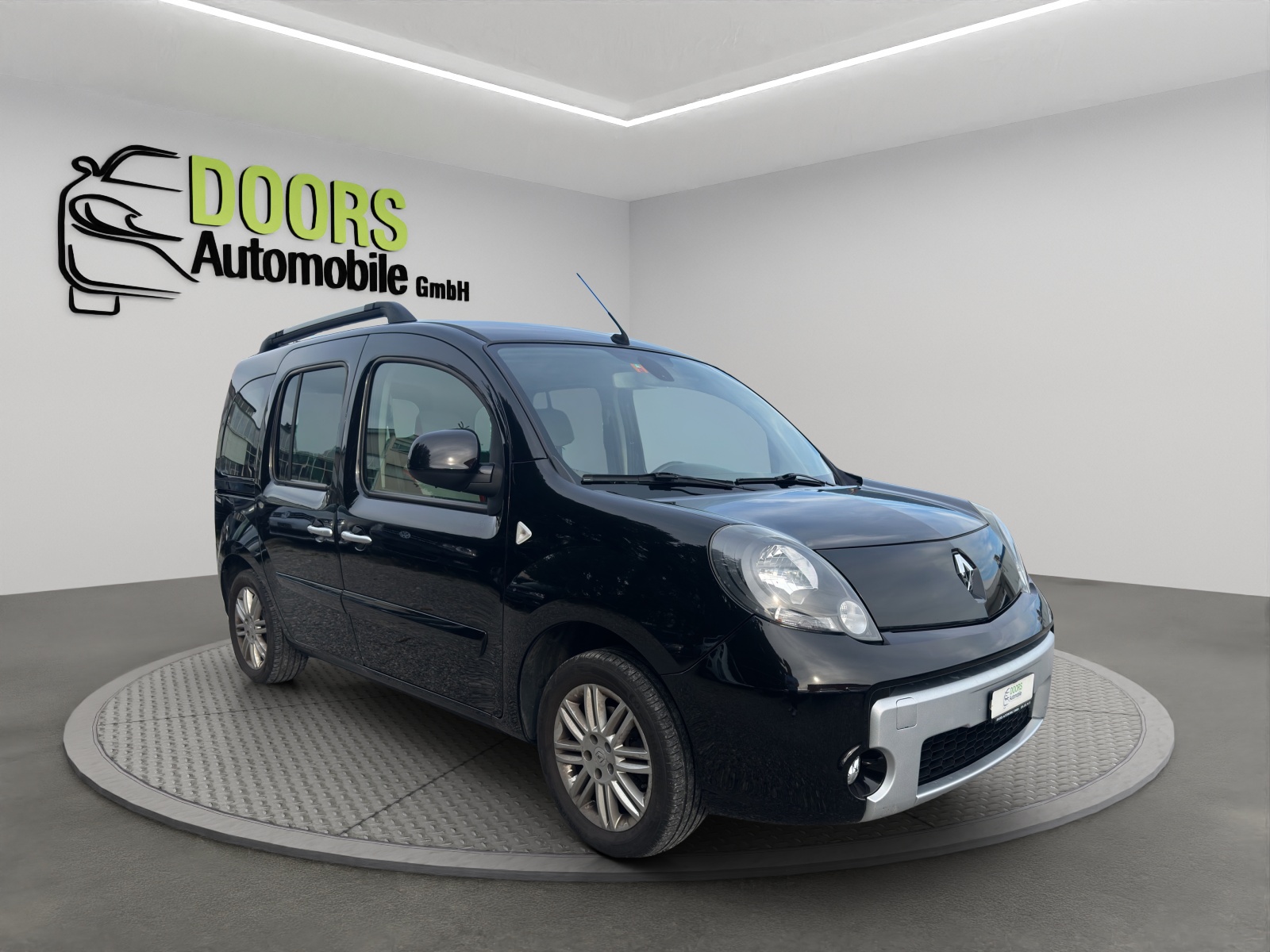 RENAULT Kangoo 1.6 16V Happy Family-image-0