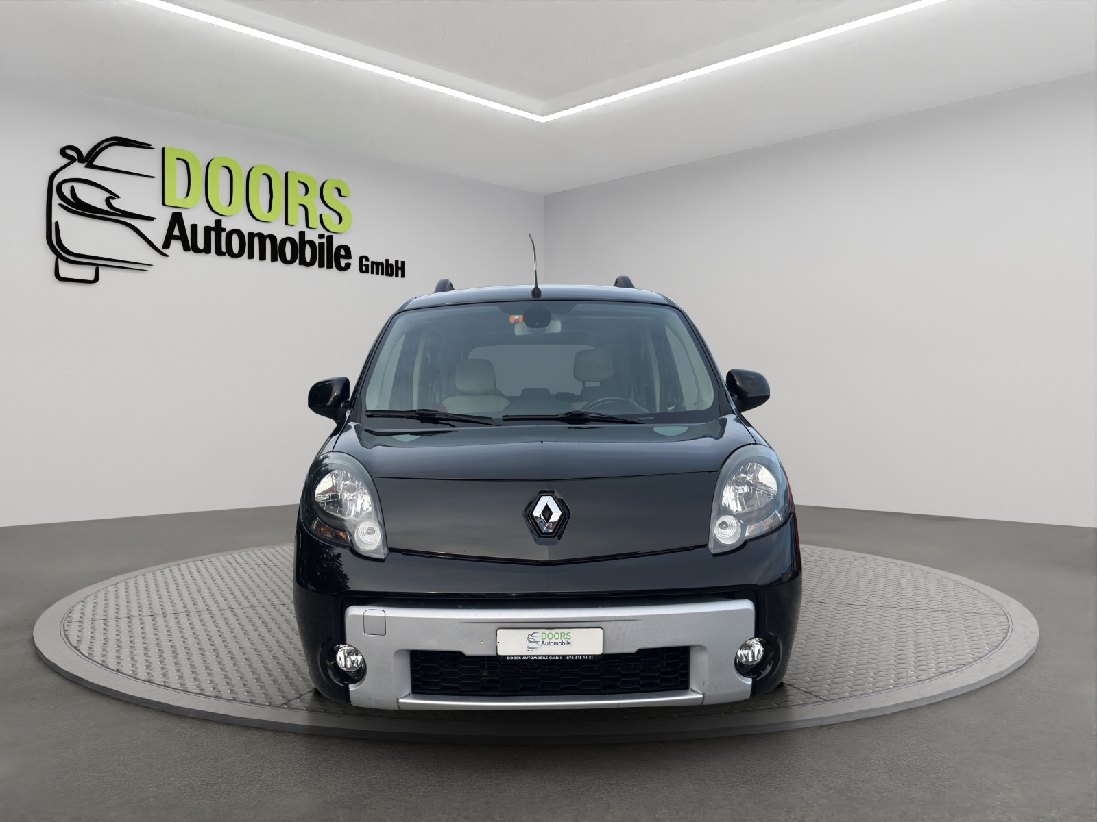 RENAULT Kangoo 1.6 16V Happy Family-image-1