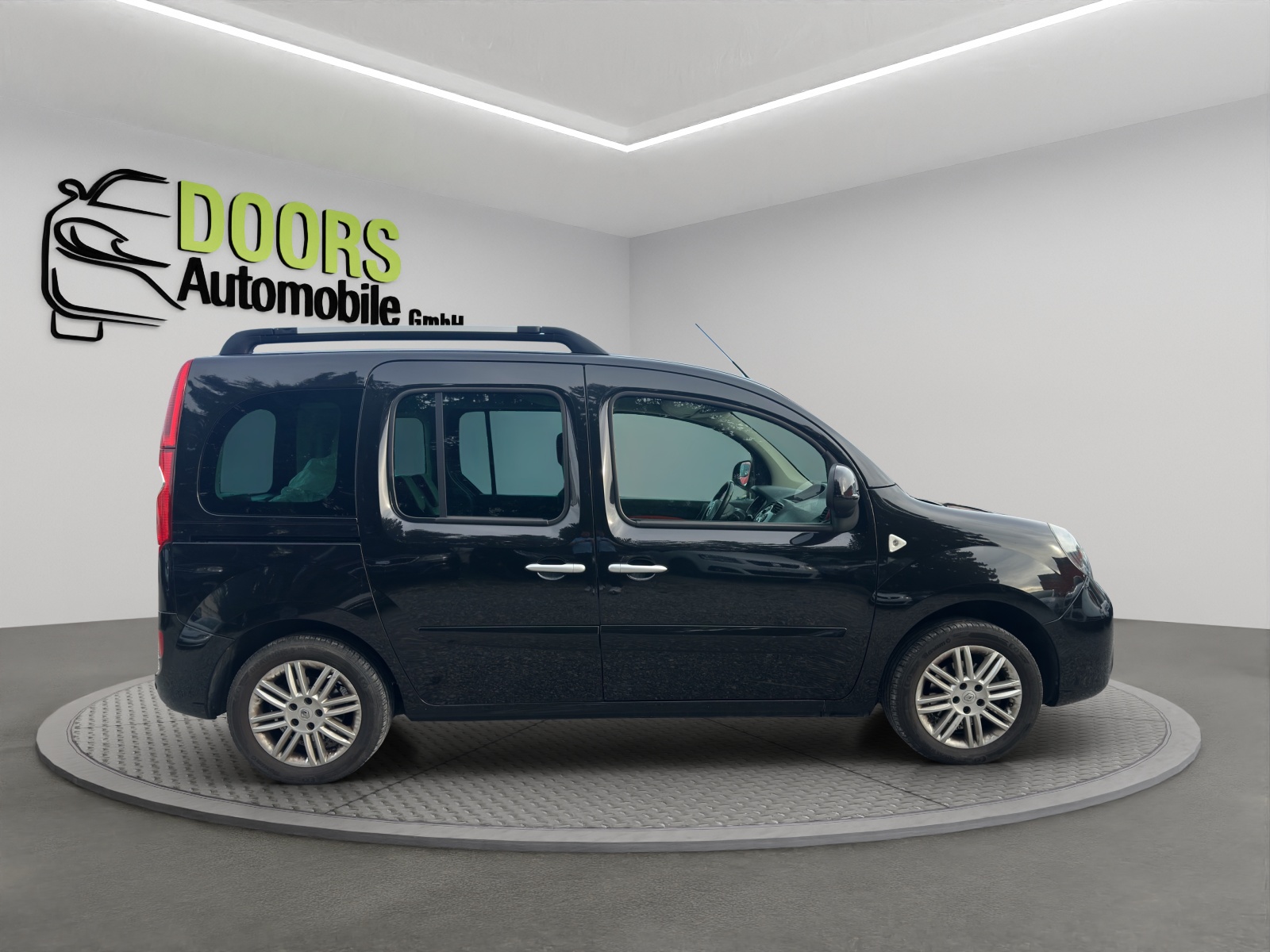 RENAULT Kangoo 1.6 16V Happy Family-image-7