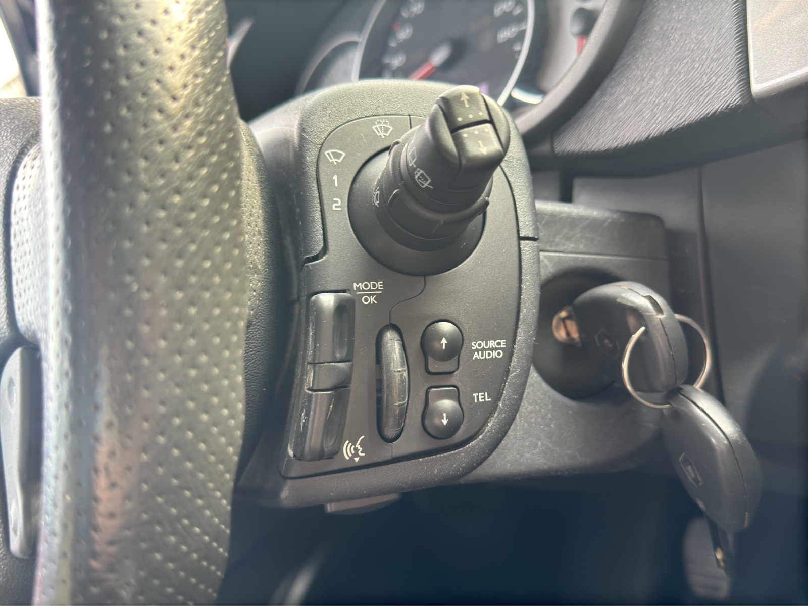 RENAULT Kangoo 1.6 16V Happy Family-image-12