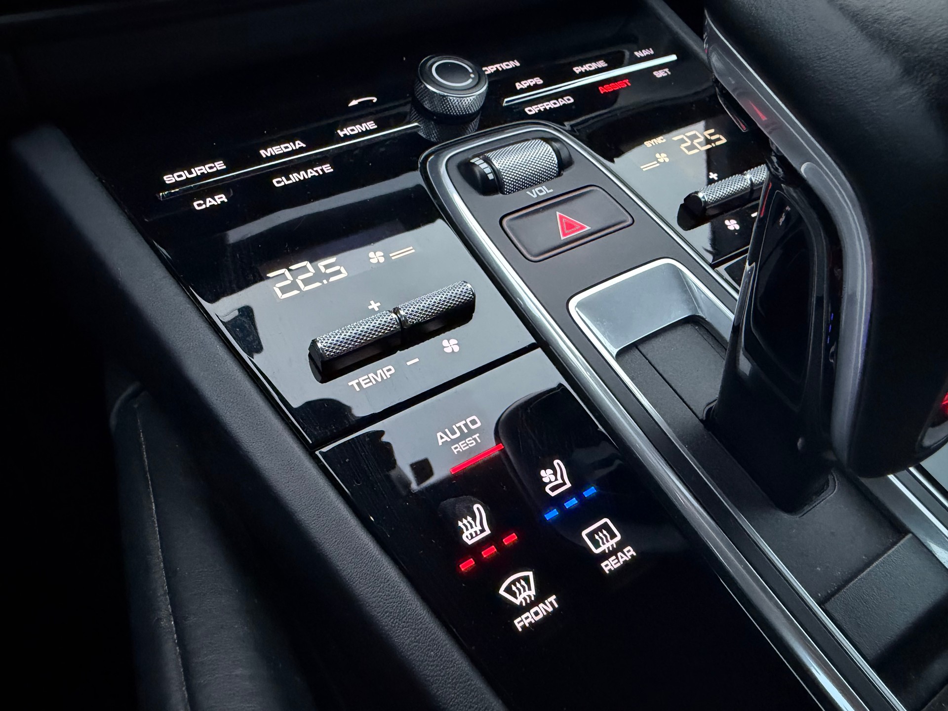 PORSCHE Cayenne S | CH-Auto | Frisch MFK | Ab Service | 440 PS | Sport Chrono-image-18