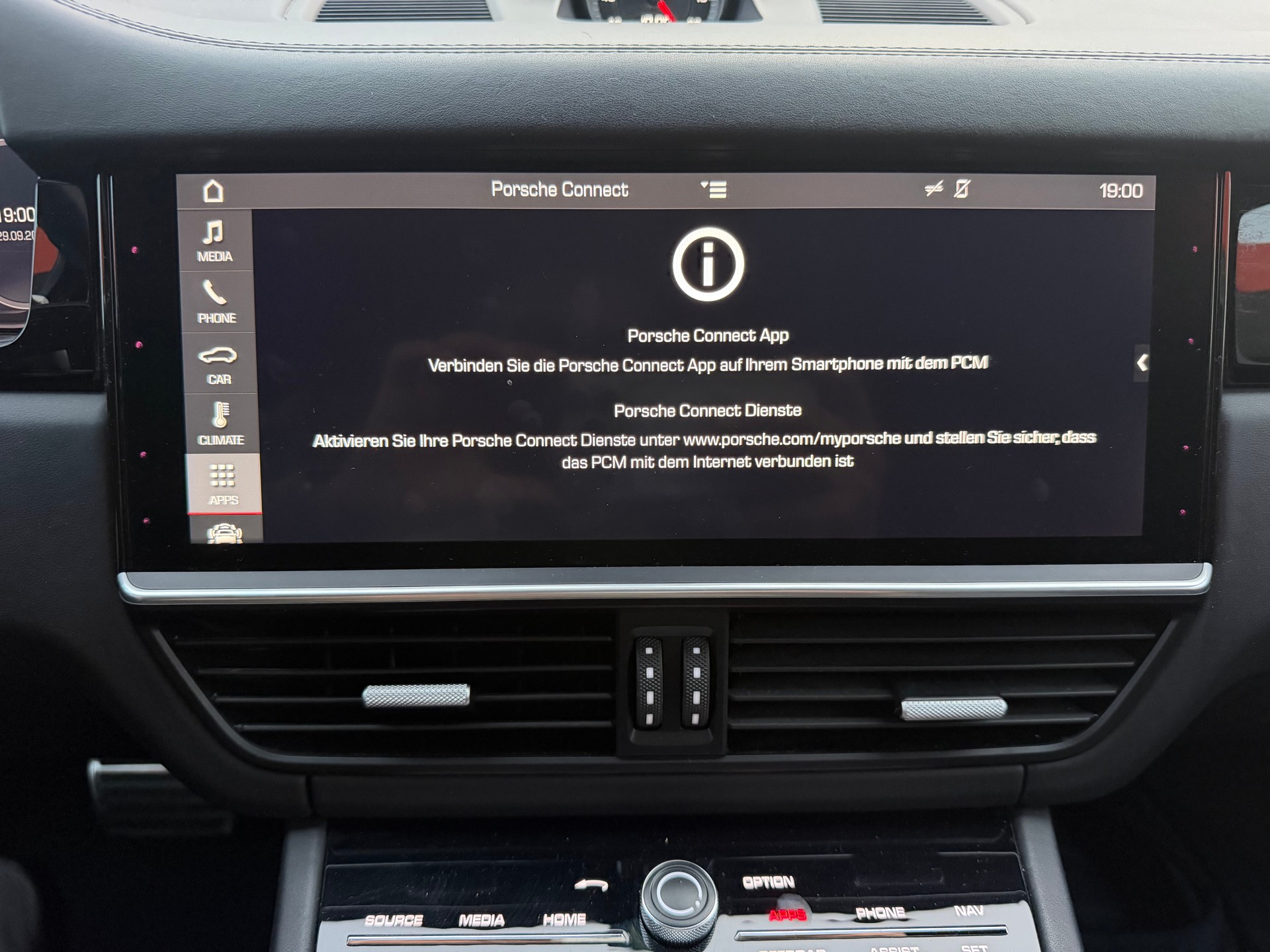 PORSCHE Cayenne S | CH-Auto | Frisch MFK | Ab Service | 440 PS | Sport Chrono-image-21