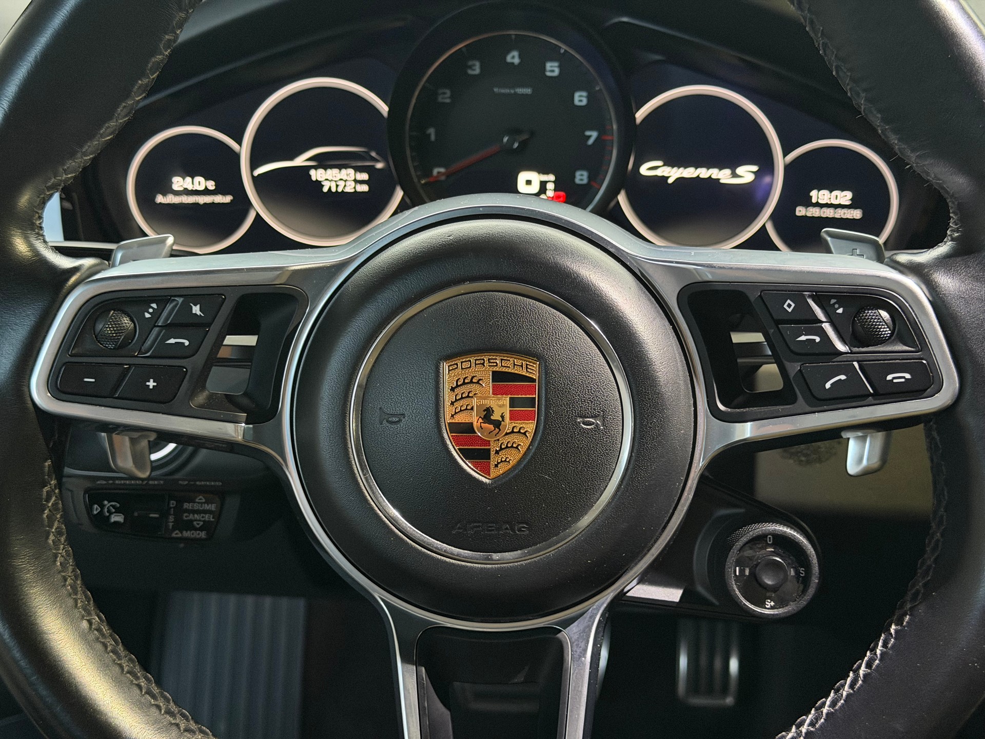 PORSCHE Cayenne S | CH-Auto | Frisch MFK | Ab Service | 440 PS | Sport Chrono-image-16