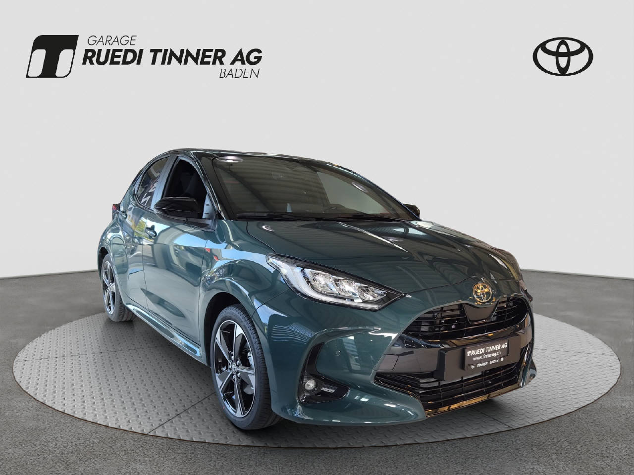 TOYOTA Yaris 1.5 VVT-i HSD Premium-image-0