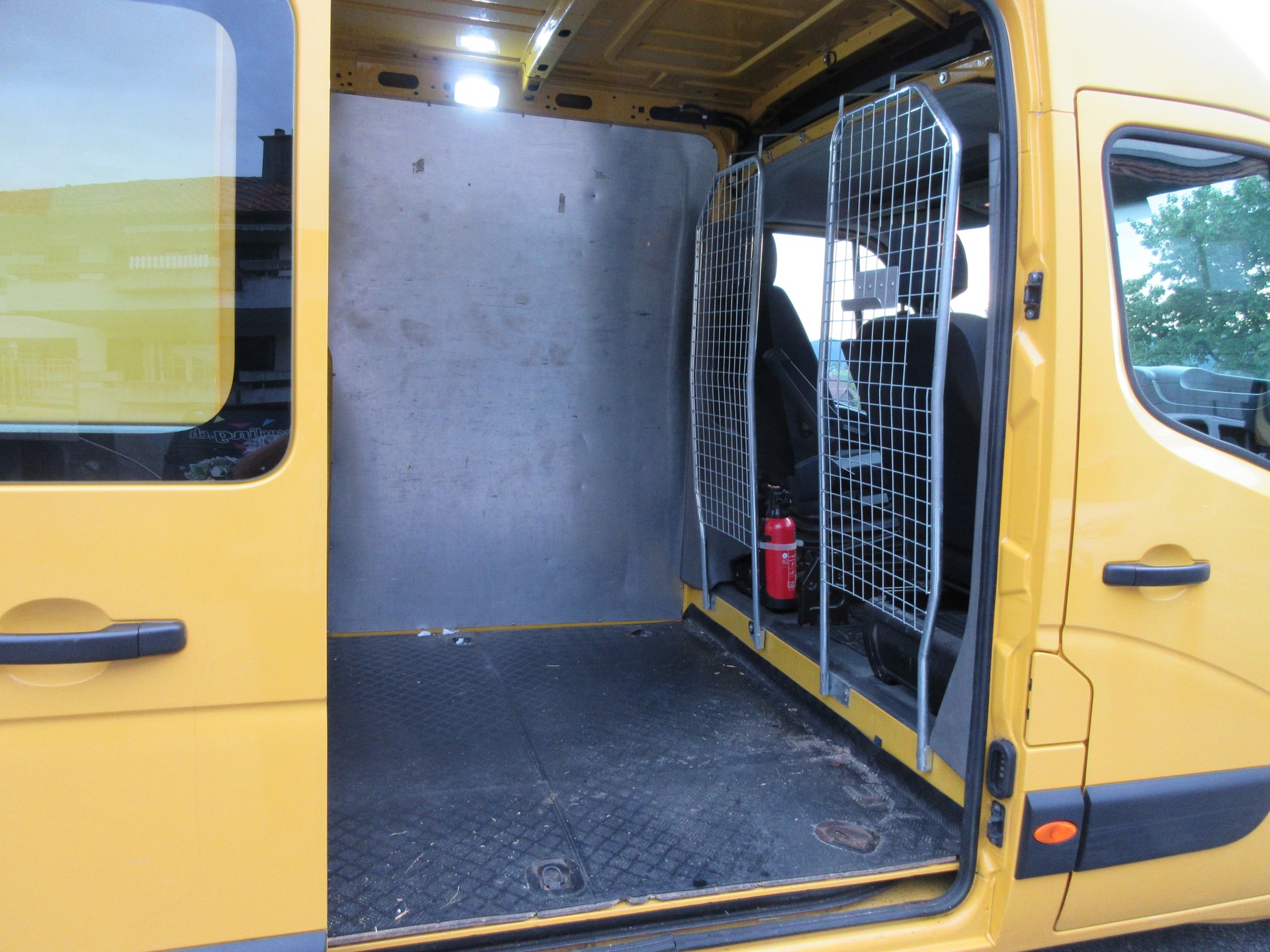 RENAULT Master T35 2.3dCi 130 L3H2-image-9