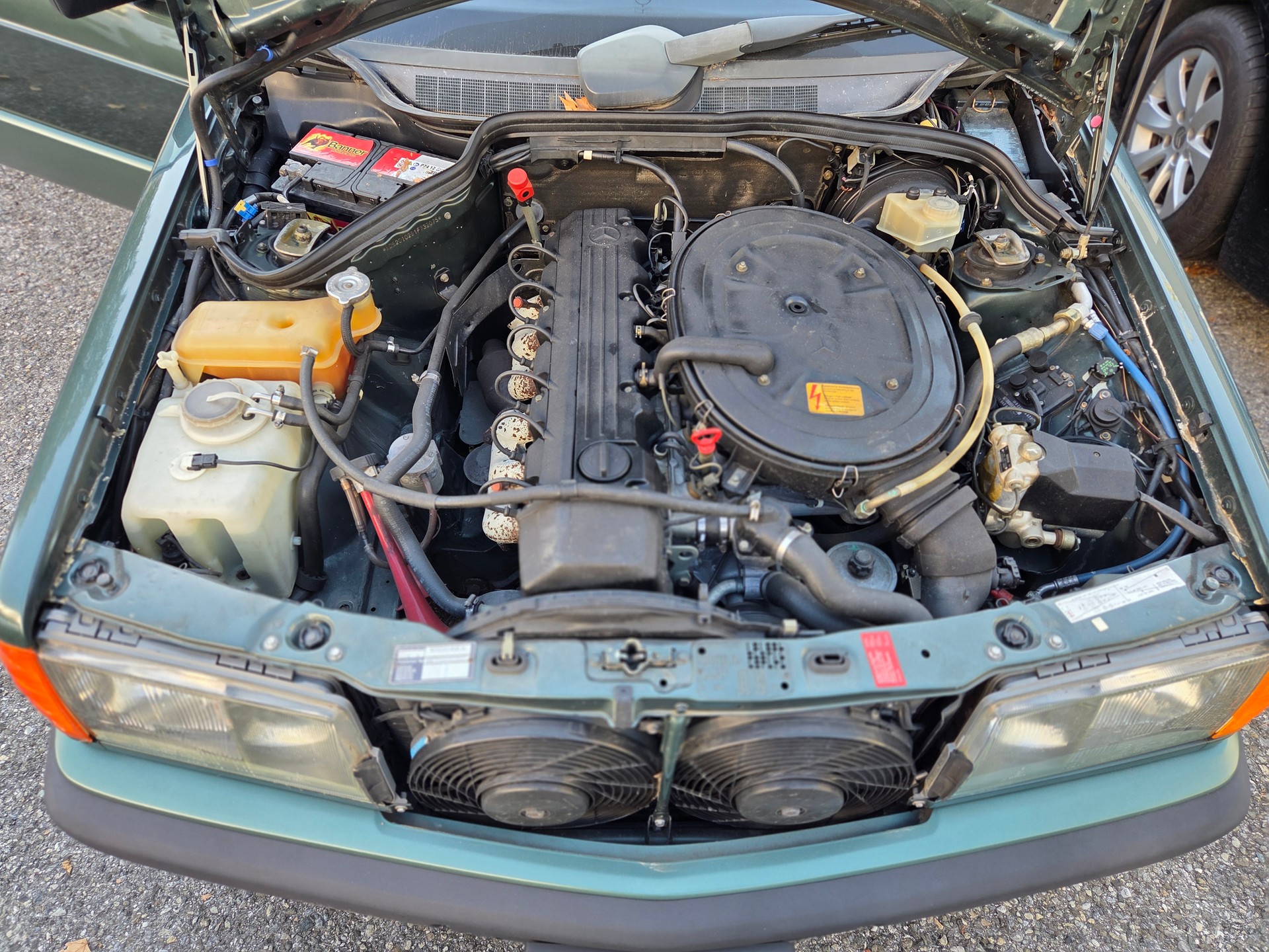 MERCEDES-BENZ 190 E 2.6-image-8