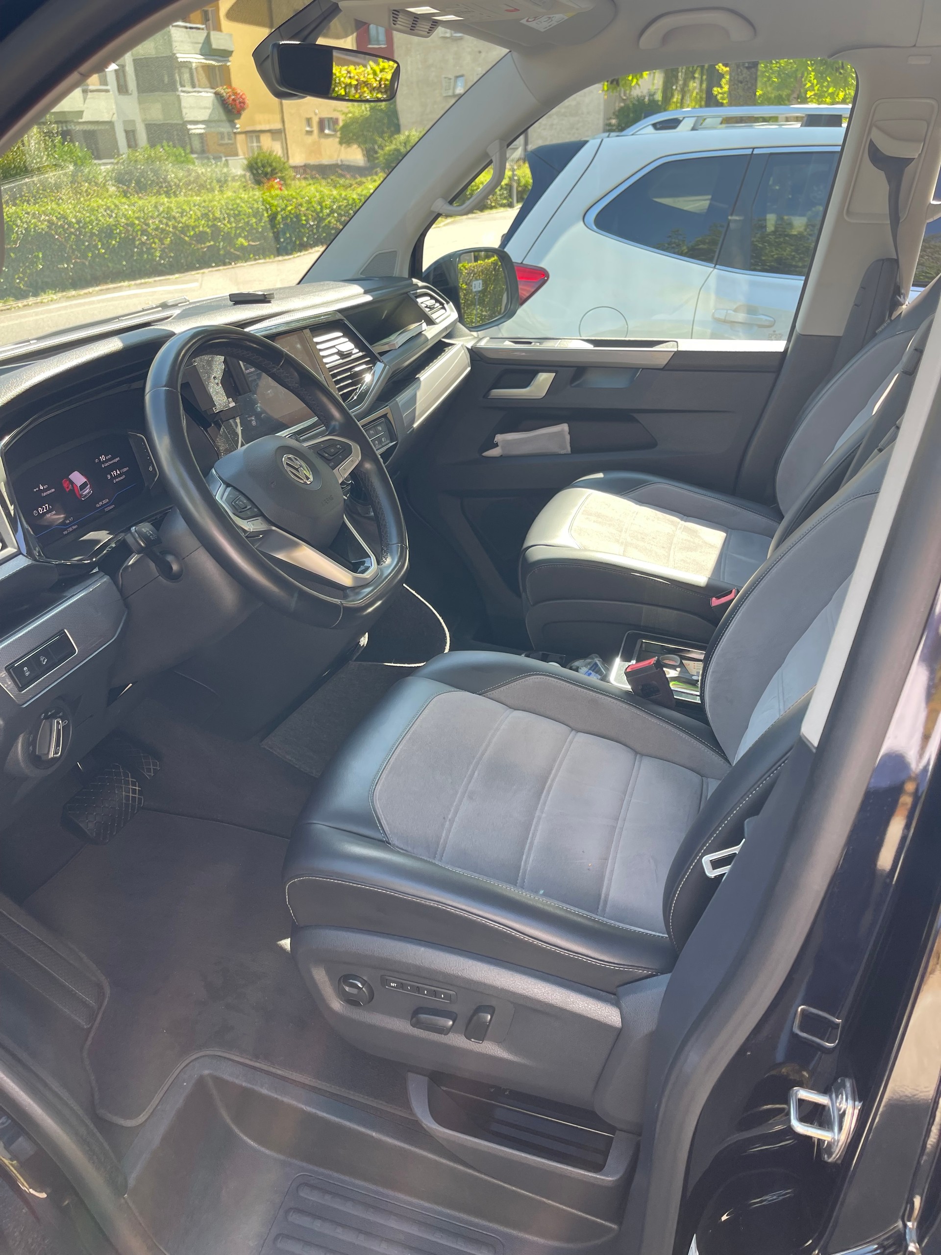 VW 2.0 TDI 199 Highline Liberty DSG 4m-image-18