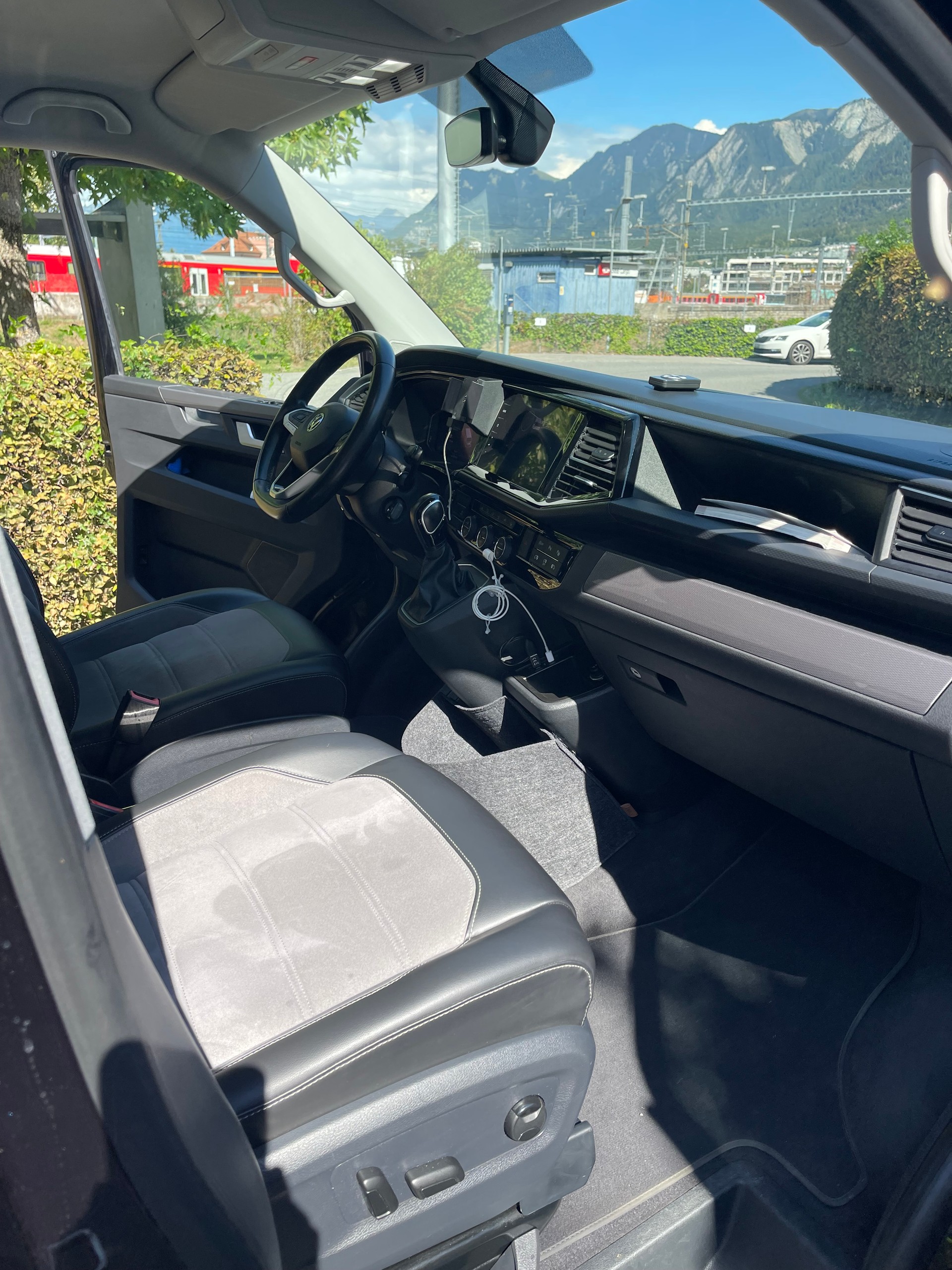 VW 2.0 TDI 199 Highline Liberty DSG 4m-image-17
