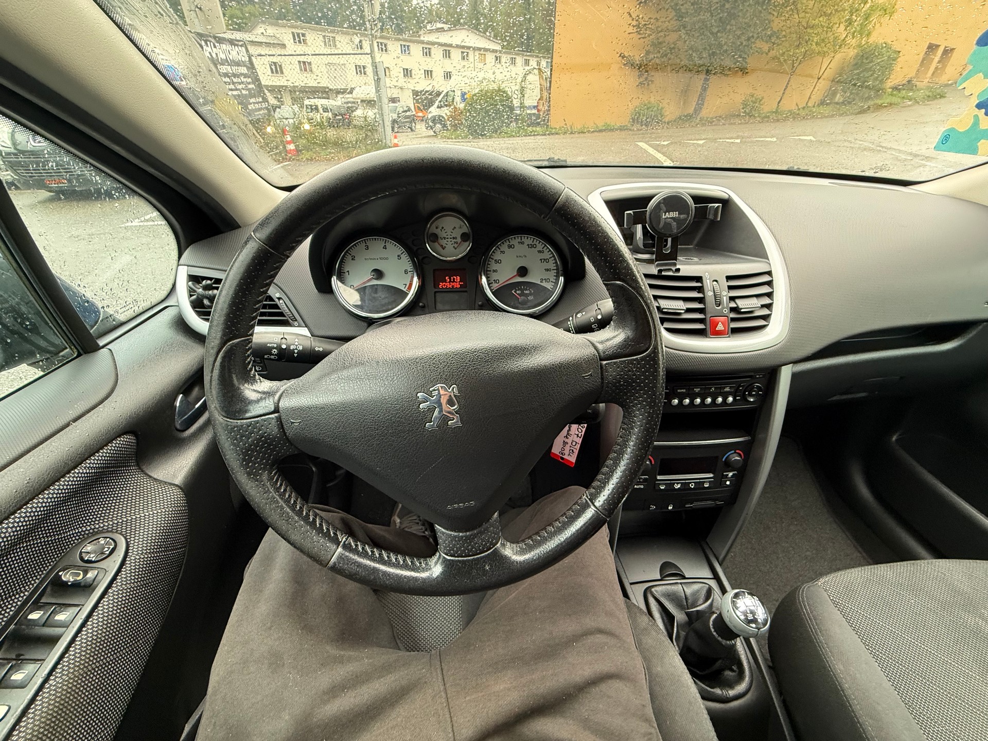 PEUGEOT 207 1.6 16V Black&Silver-image-25