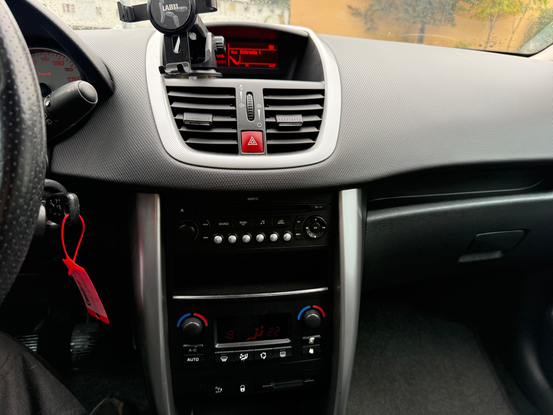 PEUGEOT 207 1.6 16V Black&Silver-image-24