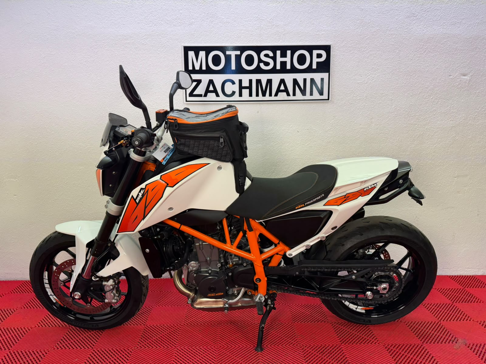 KTM 690 Duke ABS-image-4