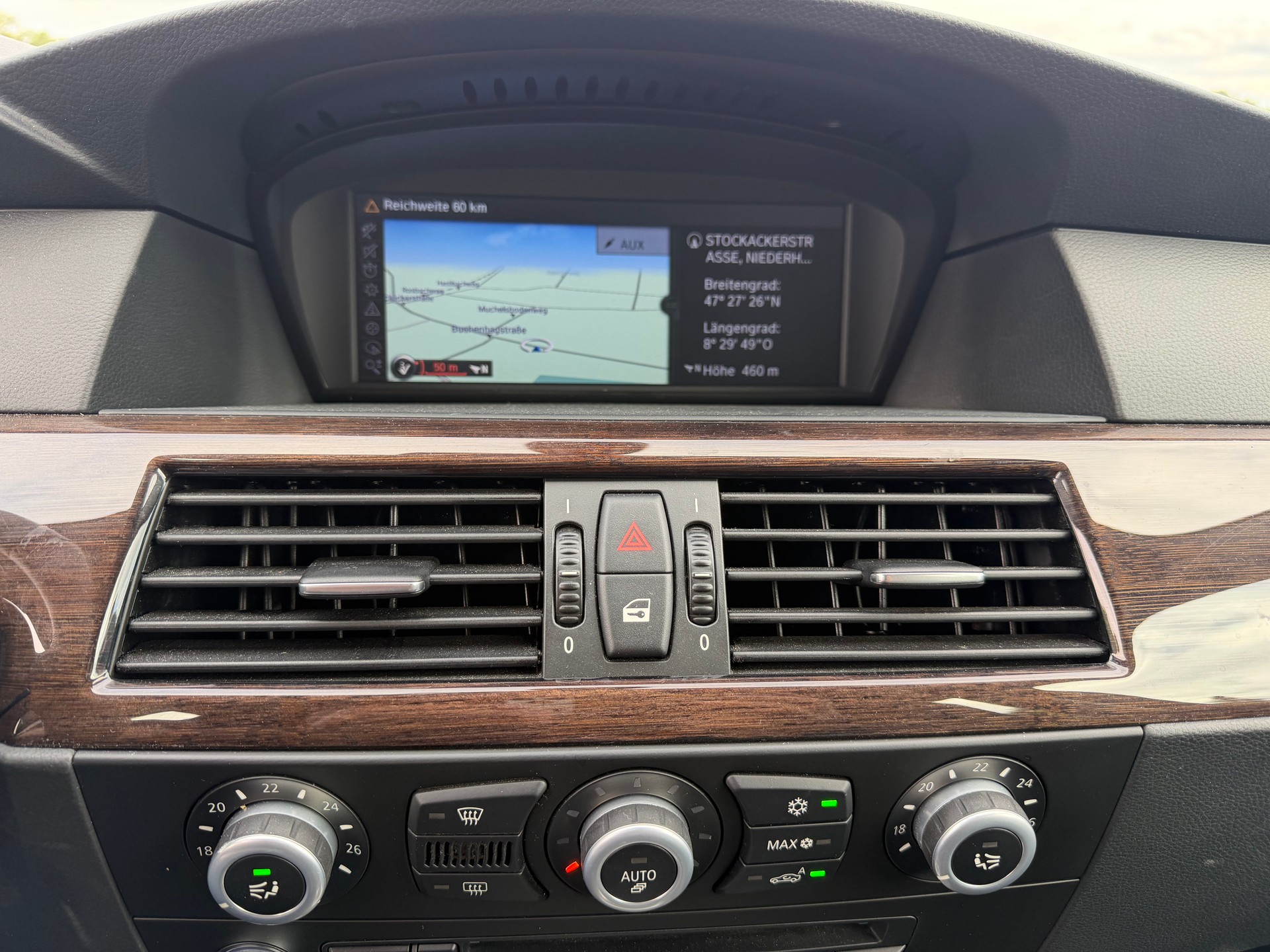 BMW 525xi Touring Steptronic-image-10