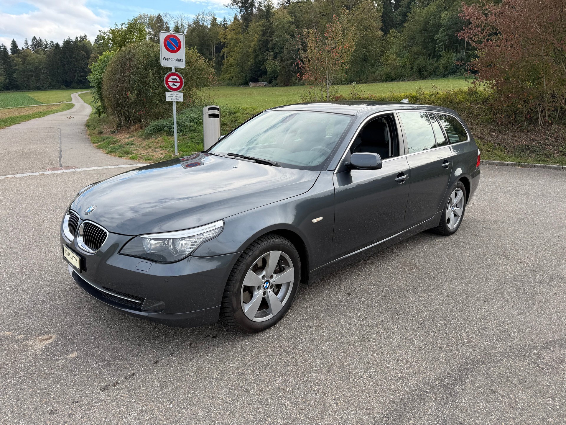 BMW 525xi Touring Steptronic-image-0